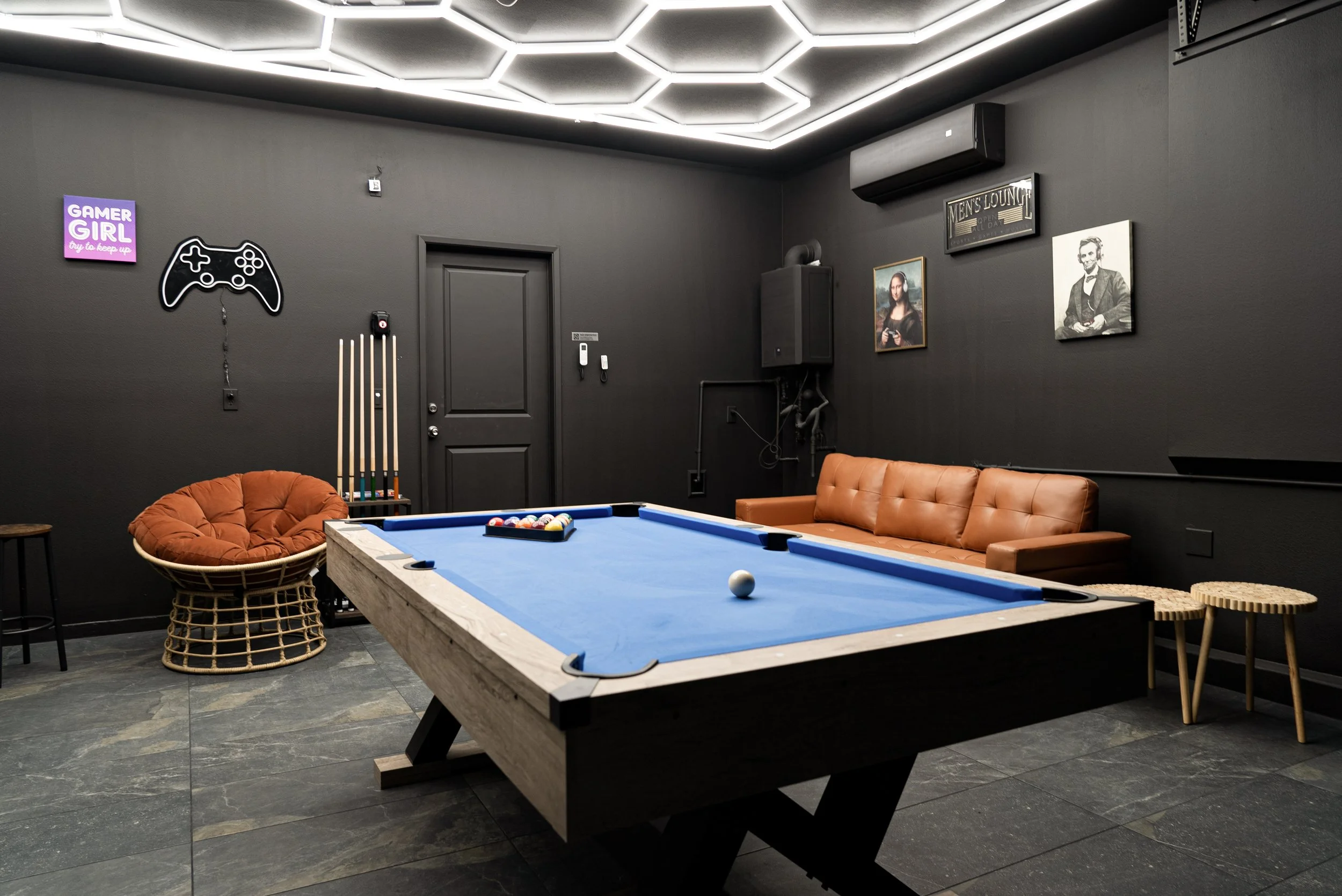 P3-GameRoom.jpg