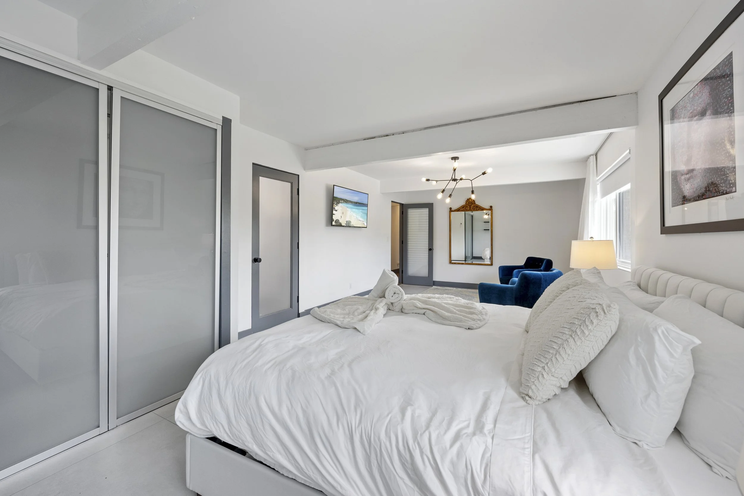 I3-SecondMasterBedroom.jpg