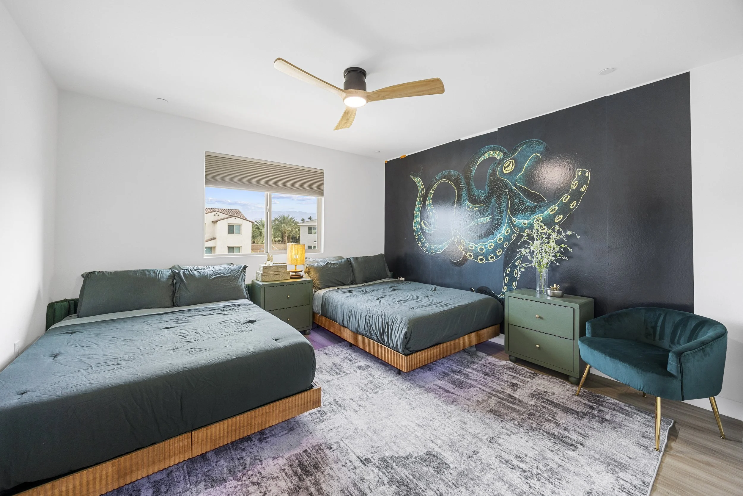 H1-GreenRoom.jpg