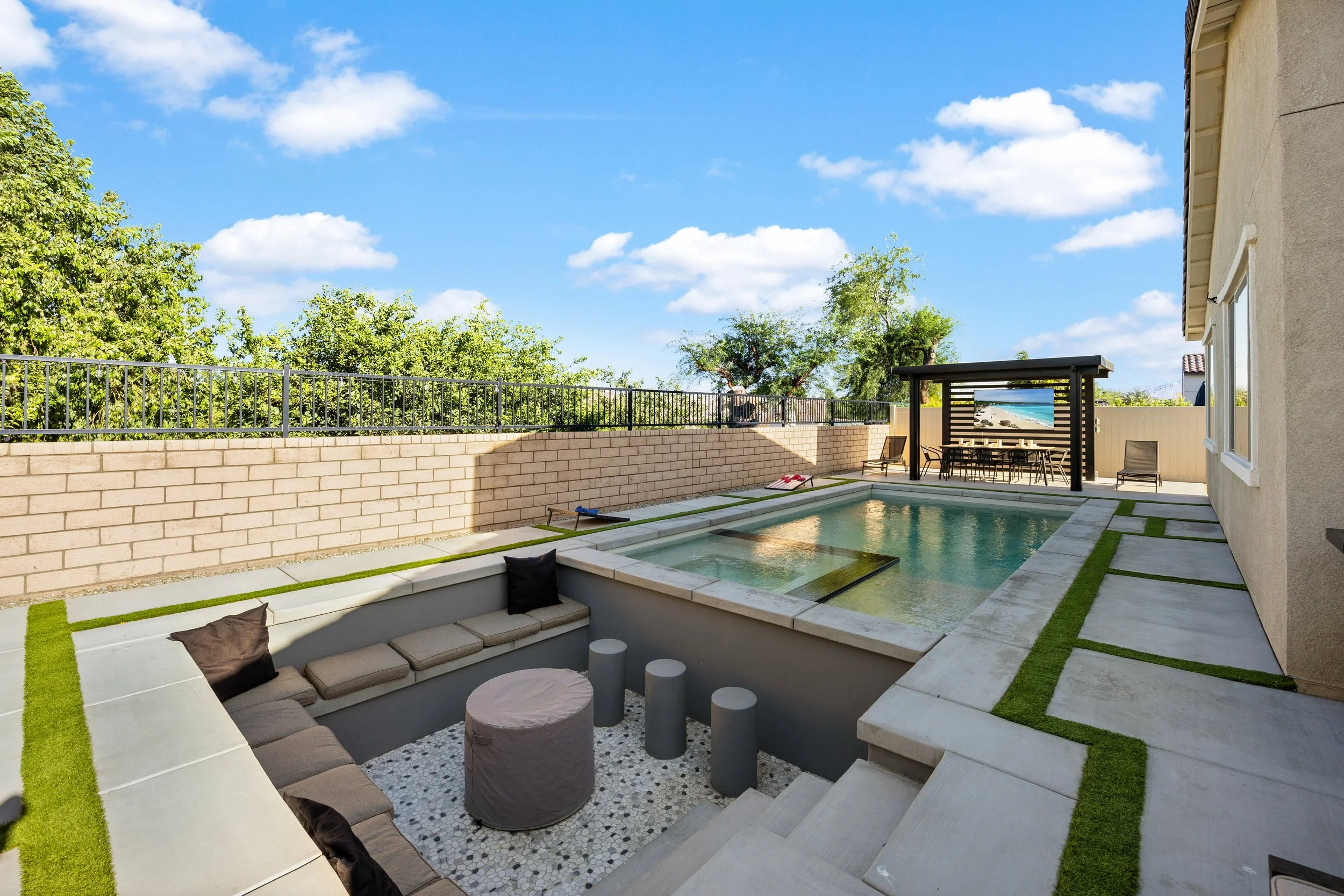 B7-TheBackyard.jpg