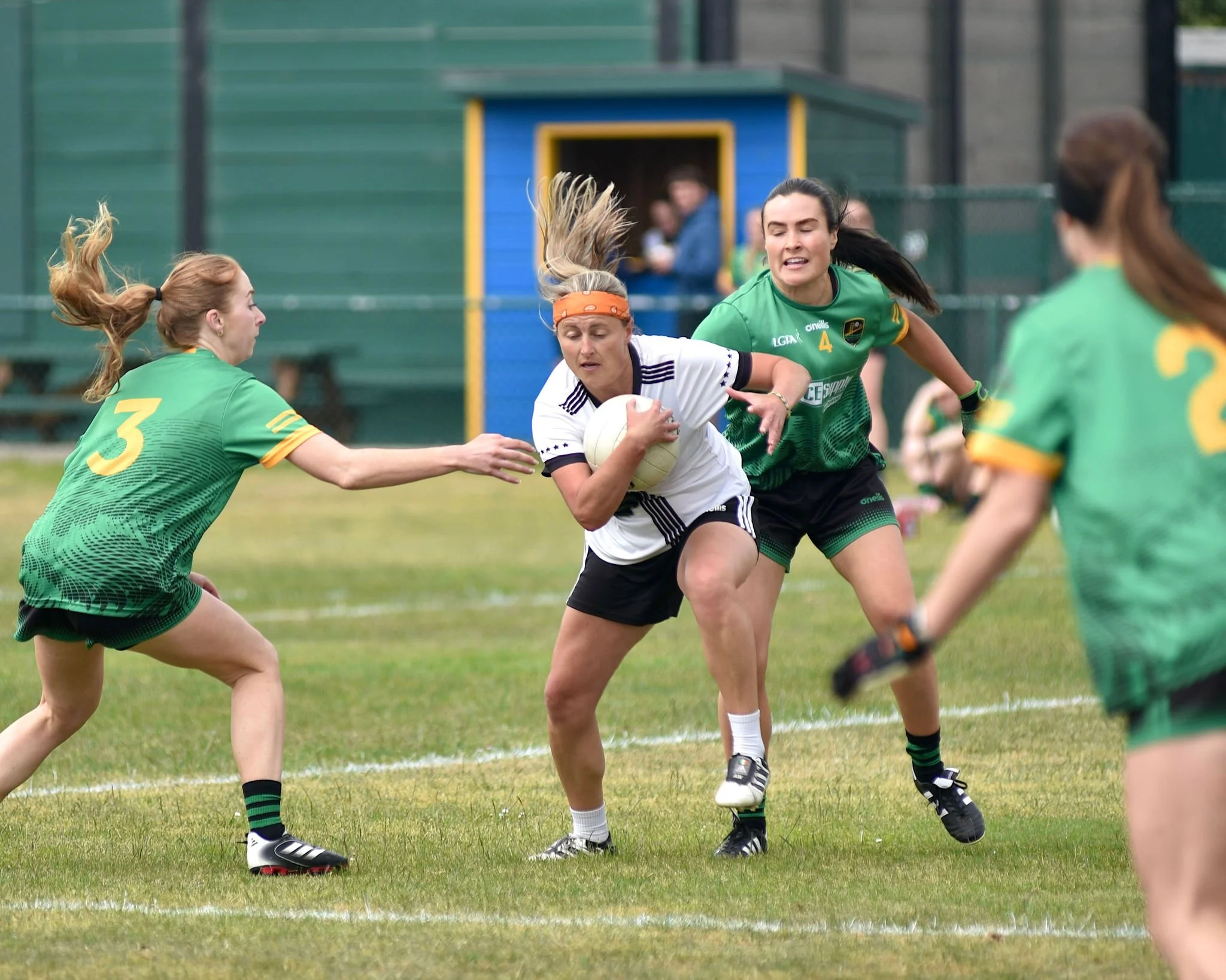 ClannaGaelvsFogCityHarpsLadiesGaelicFootballatPáircnanGaelonTreasureIslandbyWilliamWaylandWW1_6401.JPG