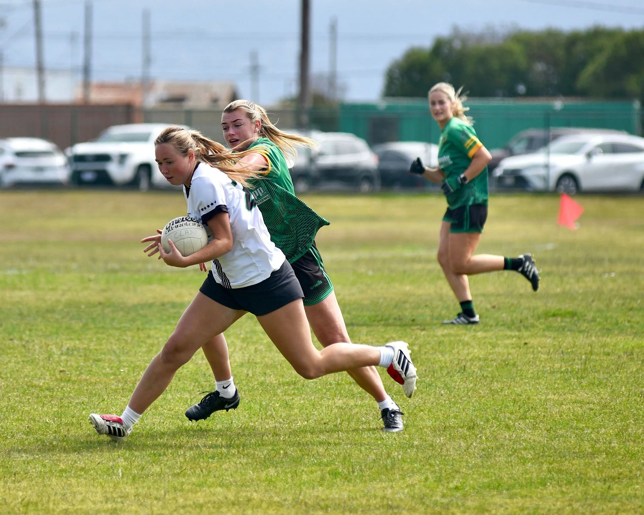 ClannaGaelvsFogCityHarpsLadiesGaelicFootballatPáircnanGaelonTreasureIslandbyWilliamWaylandWW1_6508.JPG