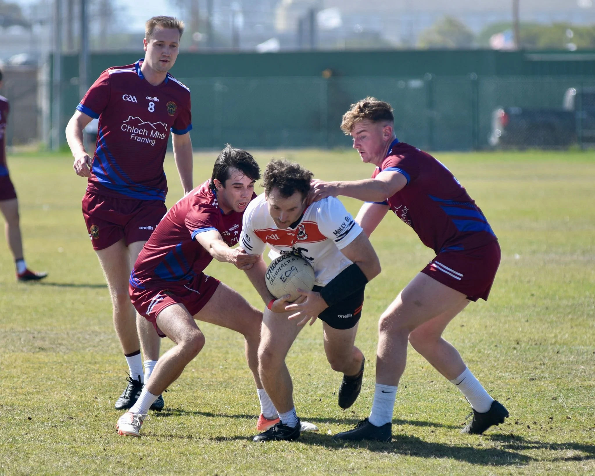 ÉireÓgvsYoungIrelandersJuniorFootballFinalatPáircnanGaelonTreasureIslandbyWilliamWaylandWW1_9114.JPG