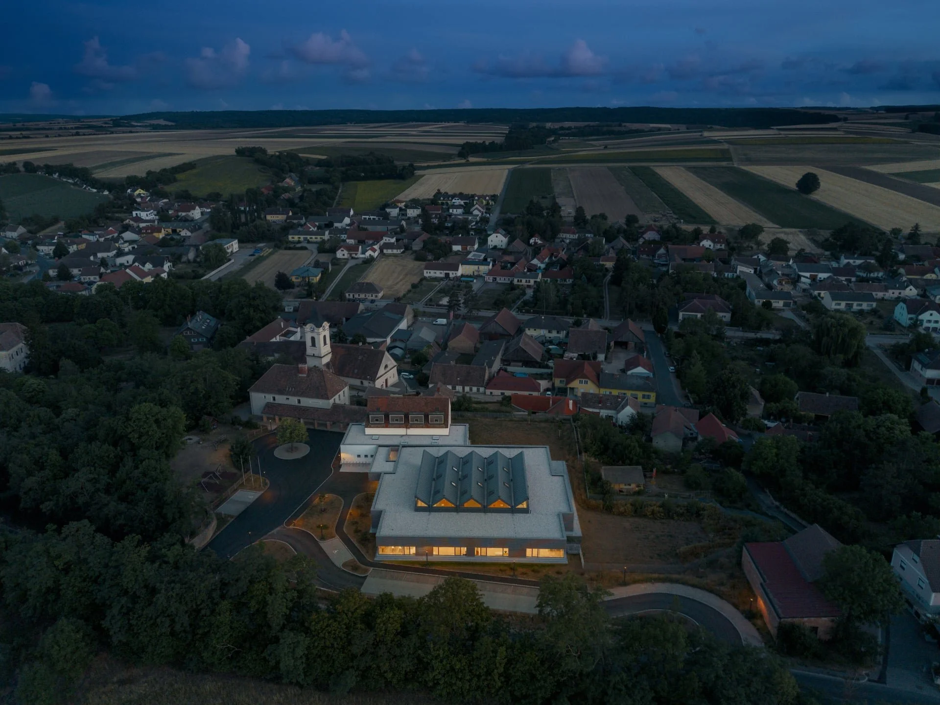 20260710-Volksschule Mittergrabern-©MW-Architekturfotografie GmbH-5.jpg