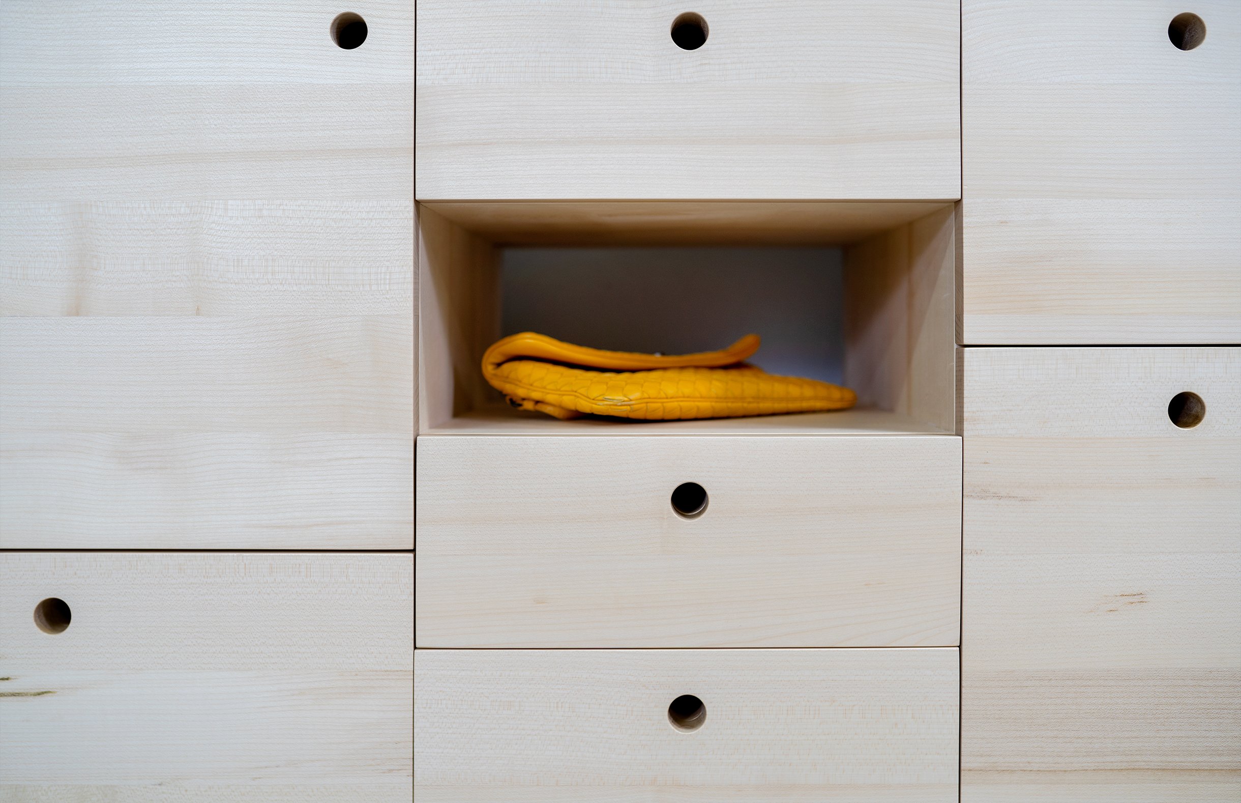 modern_design_sideboard_handmade_fin-3-new.jpg