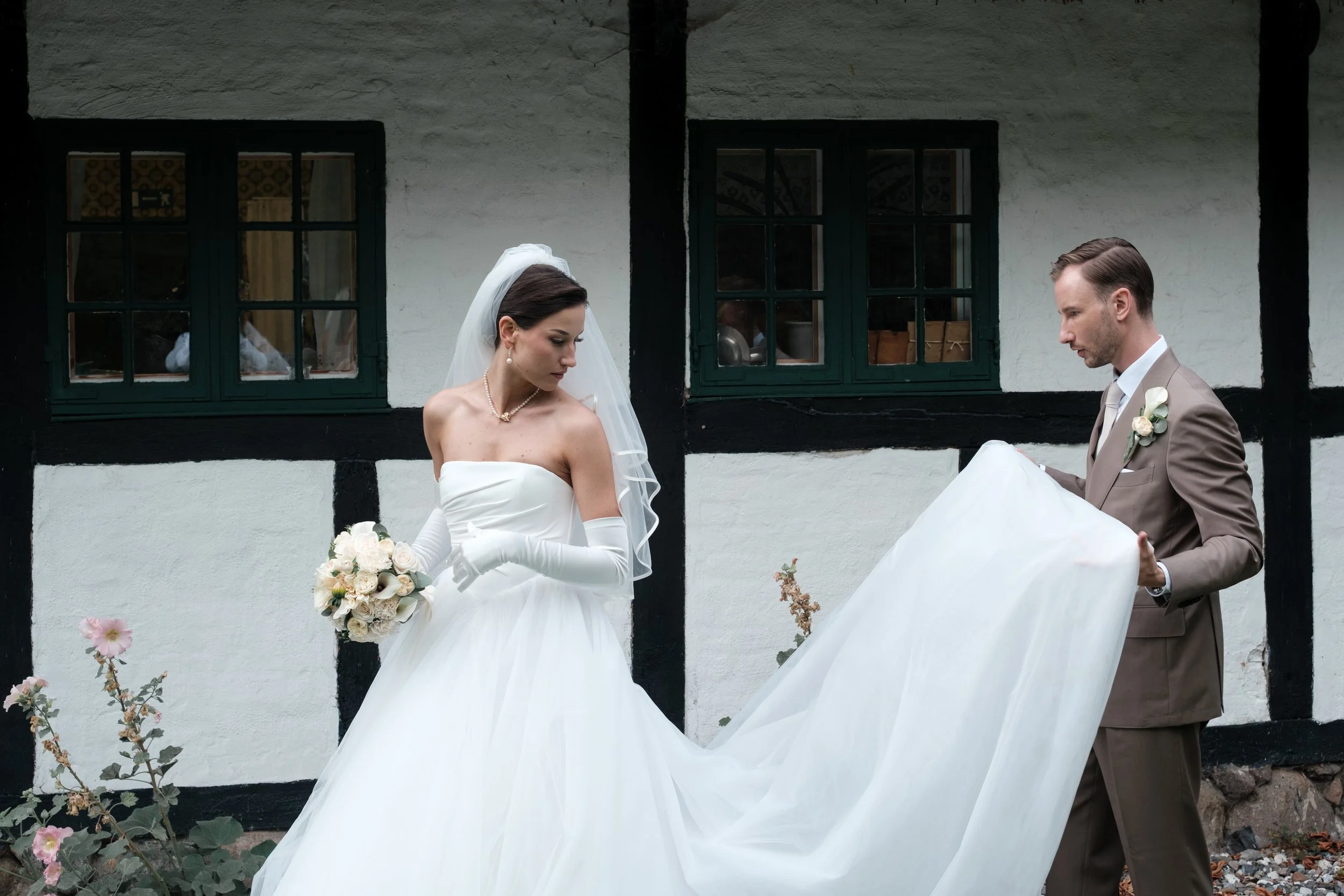 WEDDINGS & ELOPEMENTS