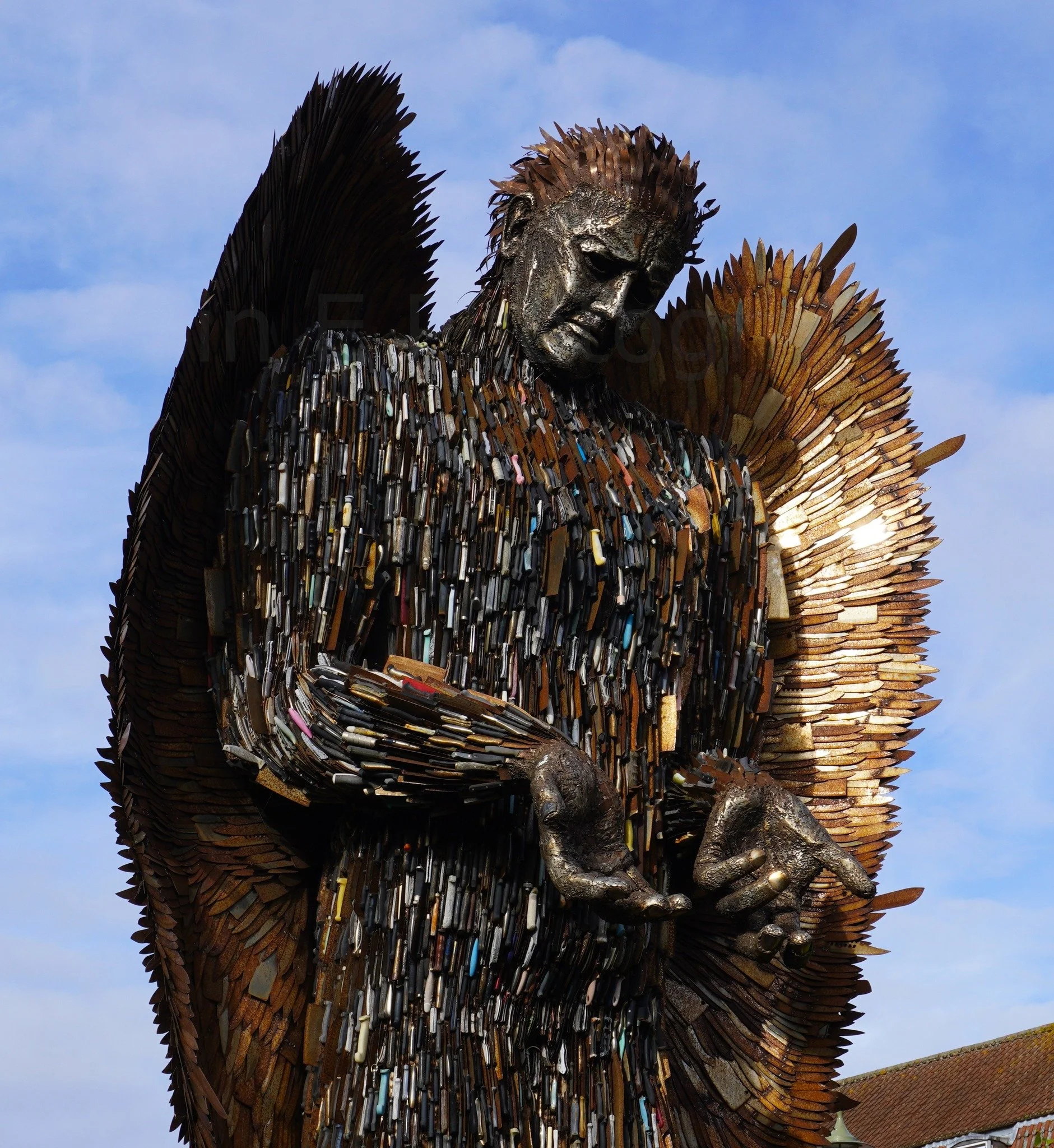 knife angel