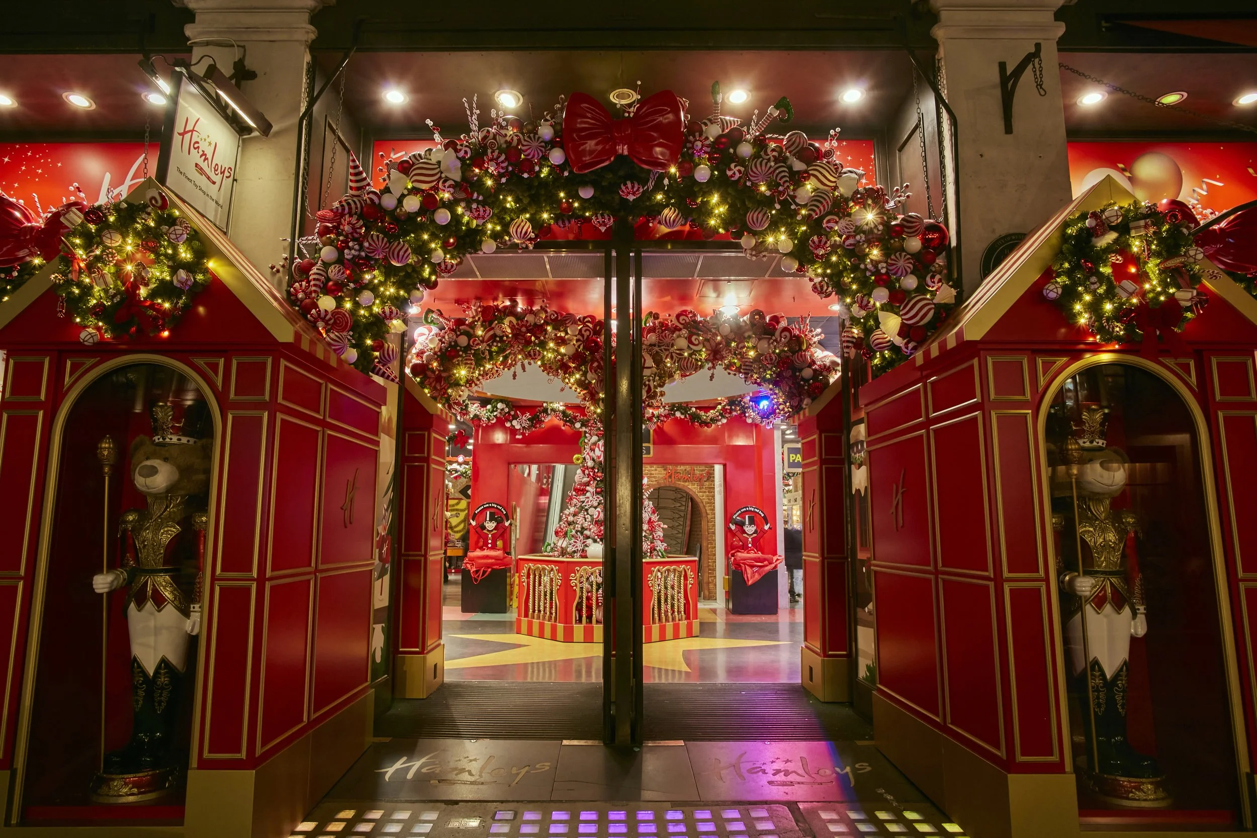 Propability Exterior Hamleys Century Boxes.jpg