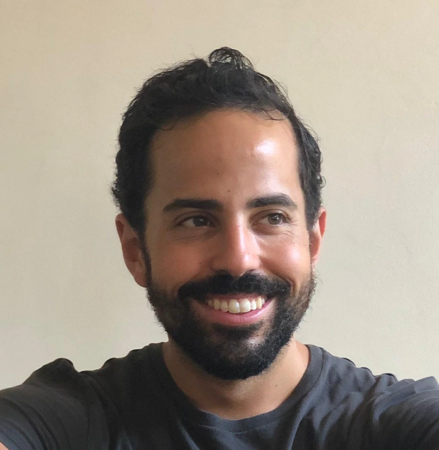 Karim - headshot.jpg