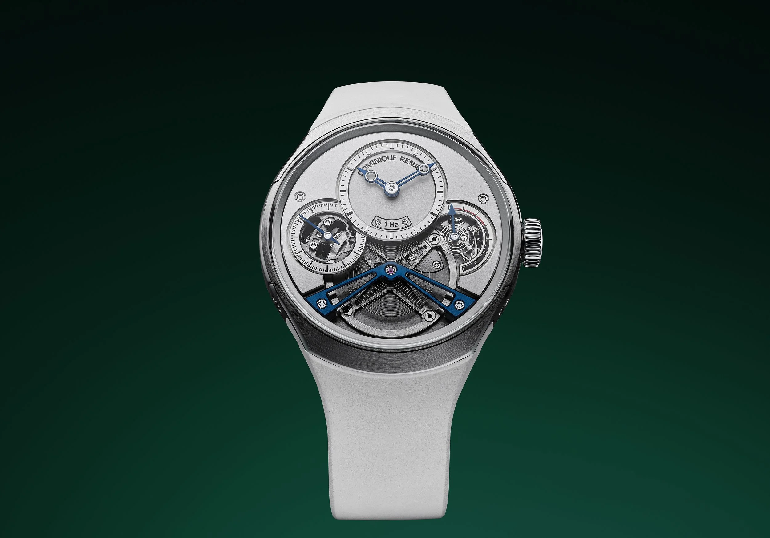 Montre Dominique Renaud sur fond vert, packshot horloger à Neuchâtel