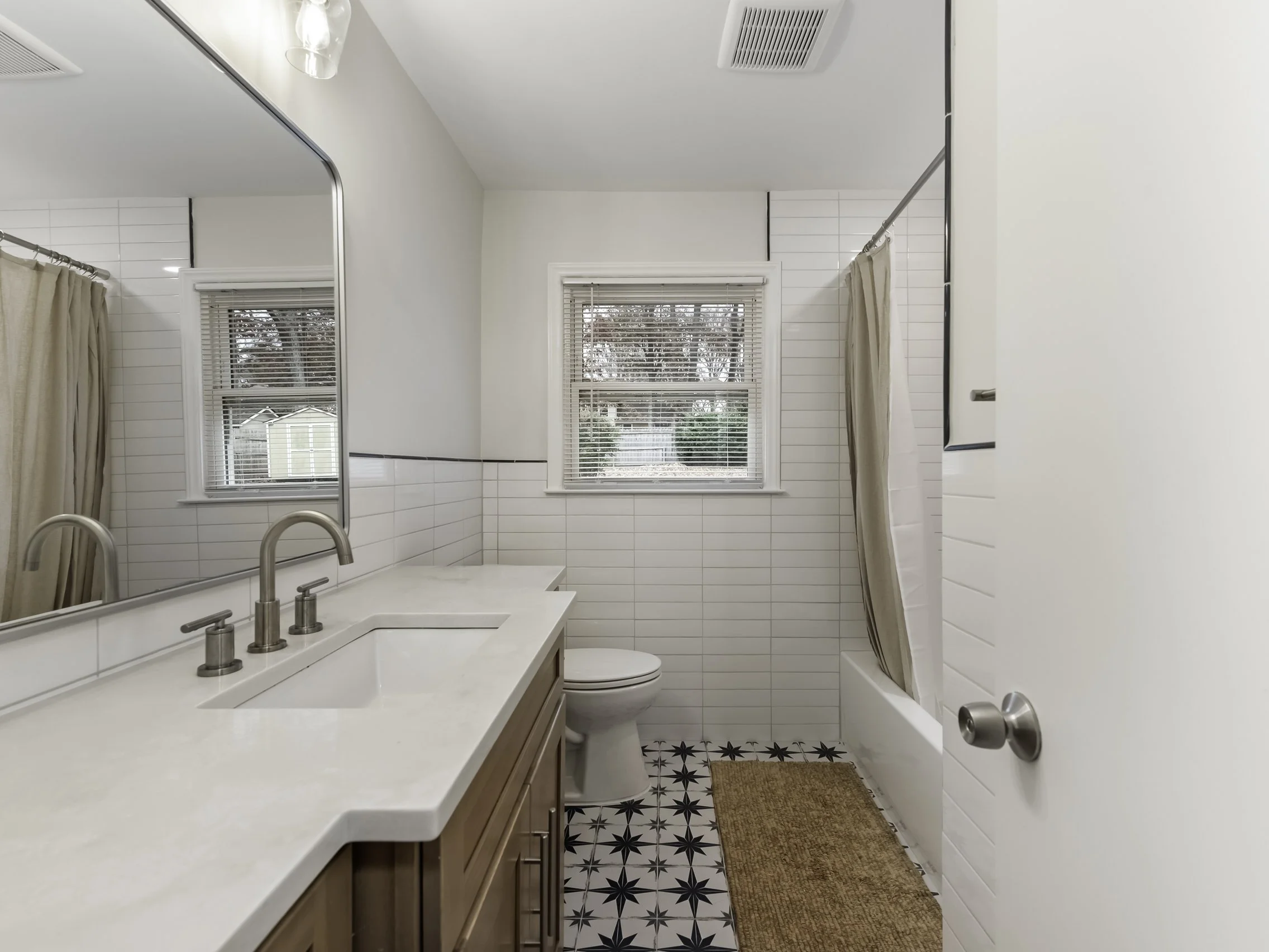 3821 Severn Ave-1.jpg