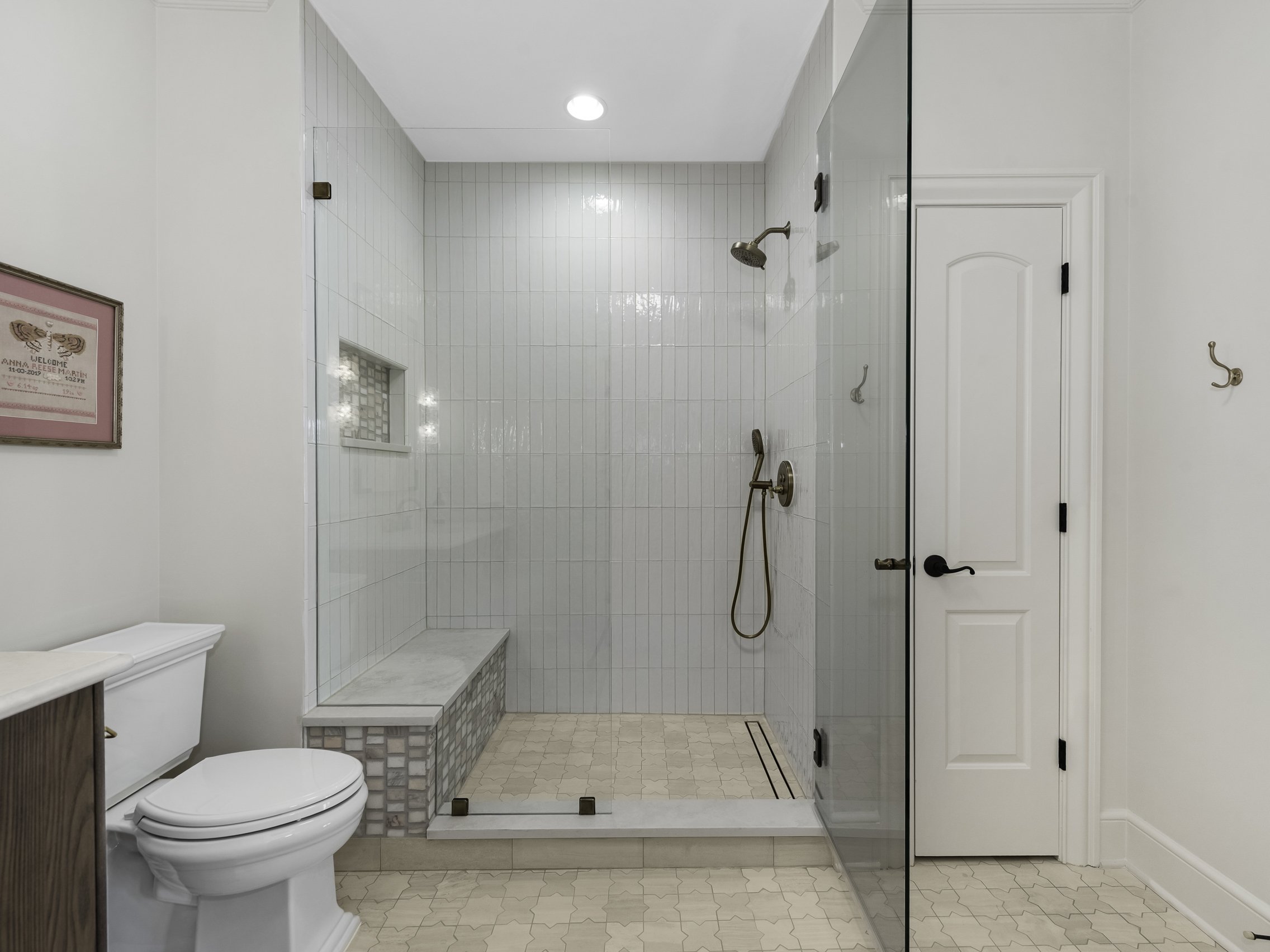1004 Mapesbury Ln-19.jpg