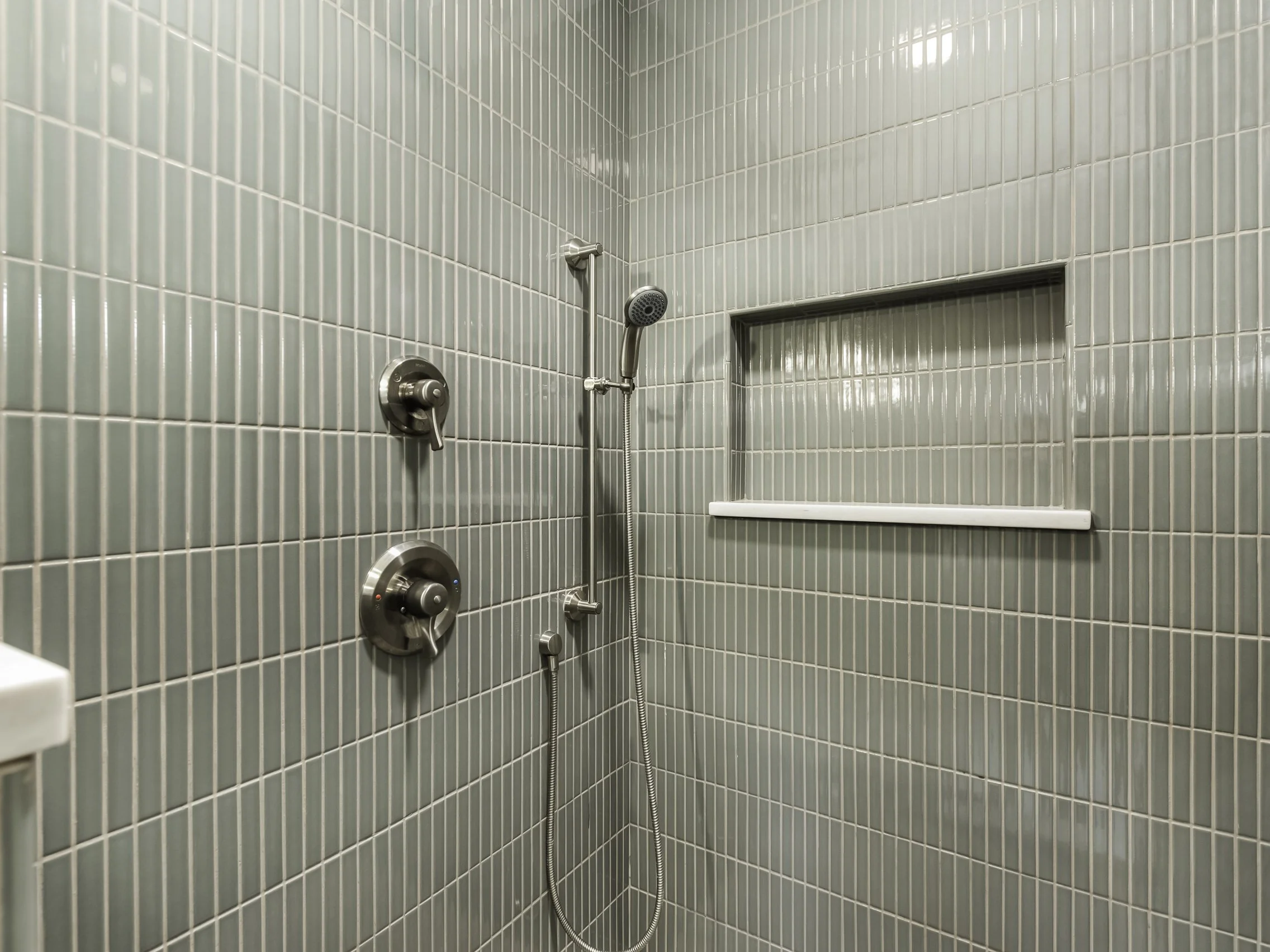 3821 Severn Ave-12.jpg