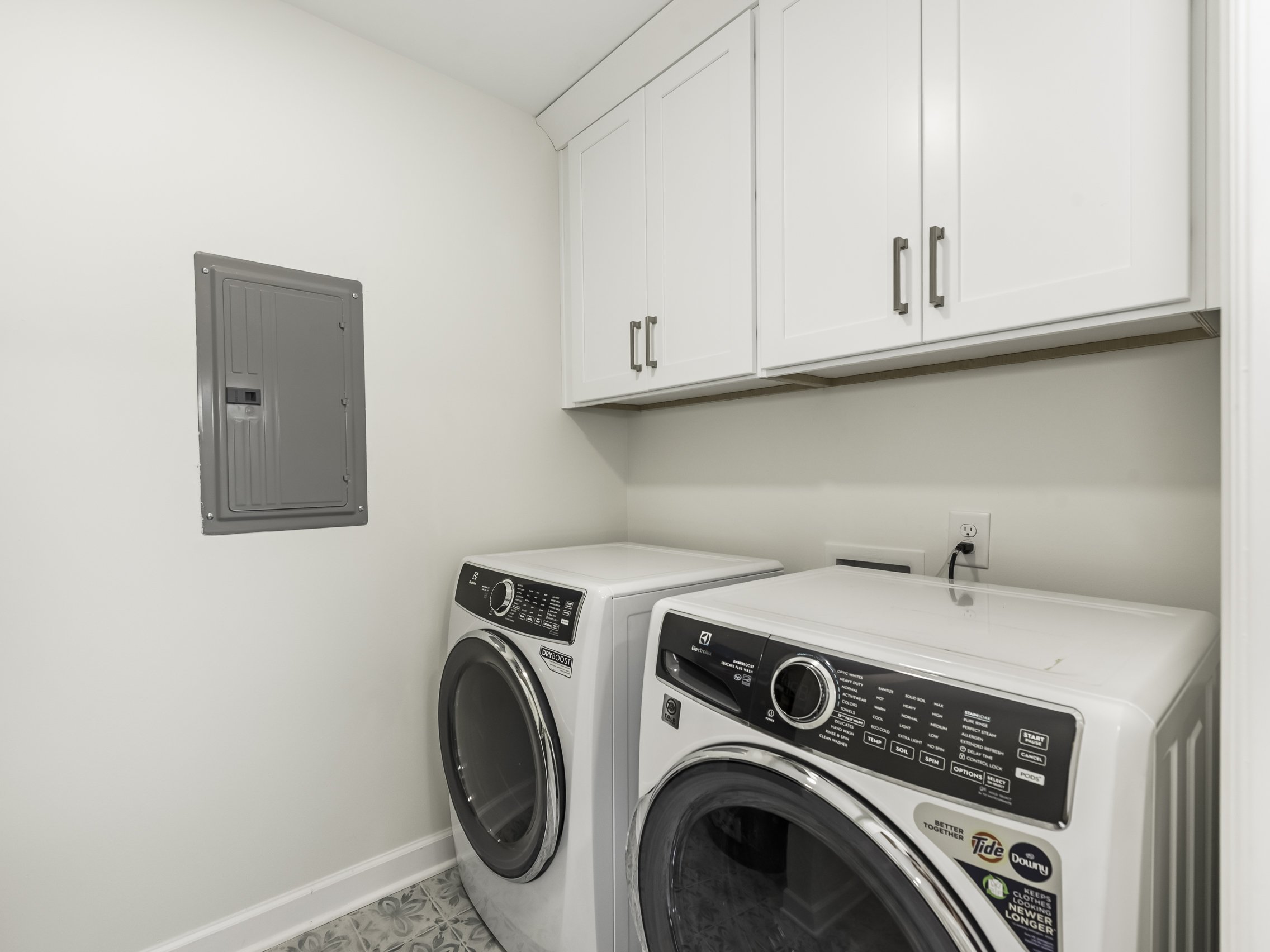 3821 Severn Ave-22.jpg