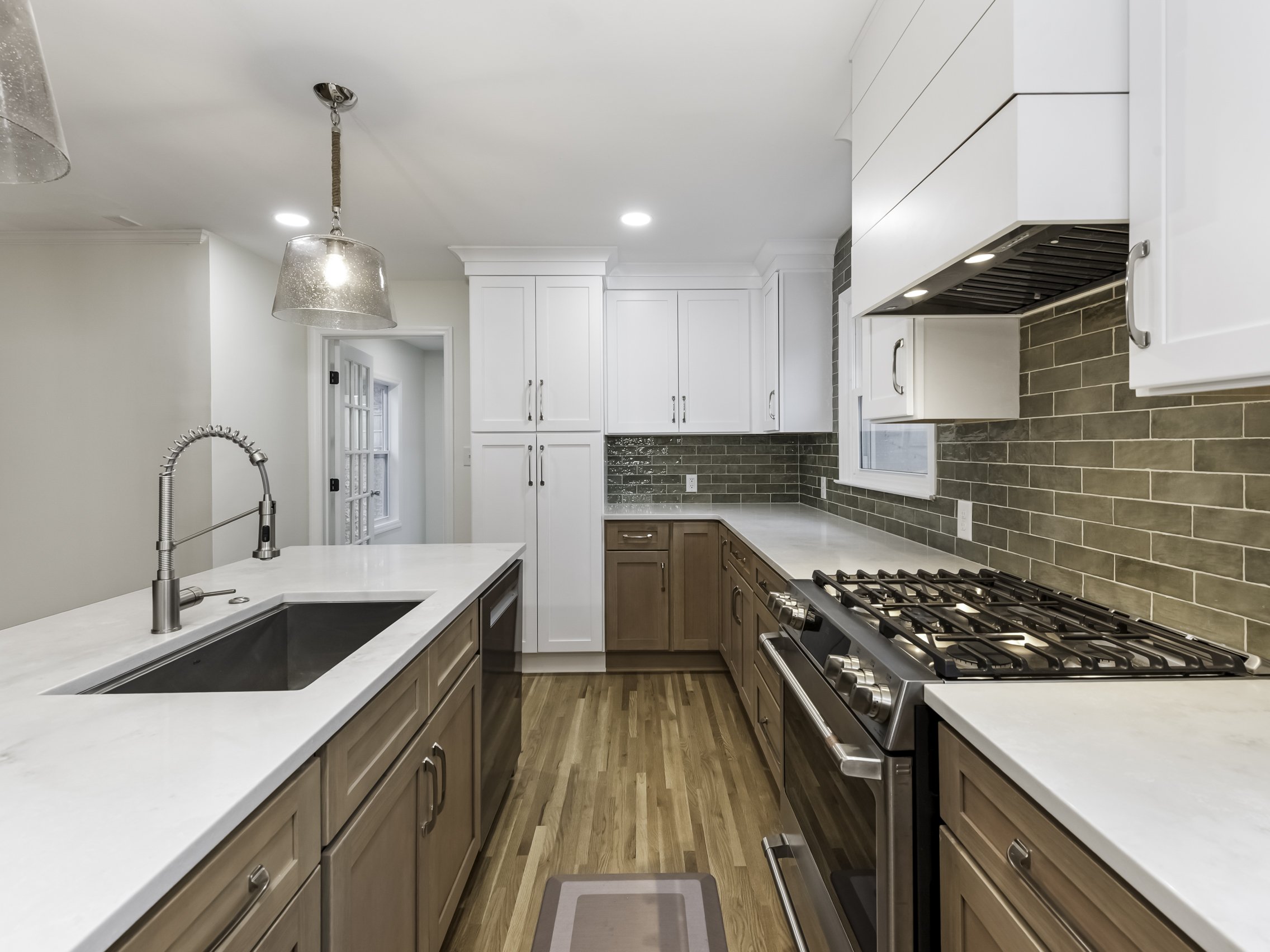 3821 Severn Ave-30.jpg