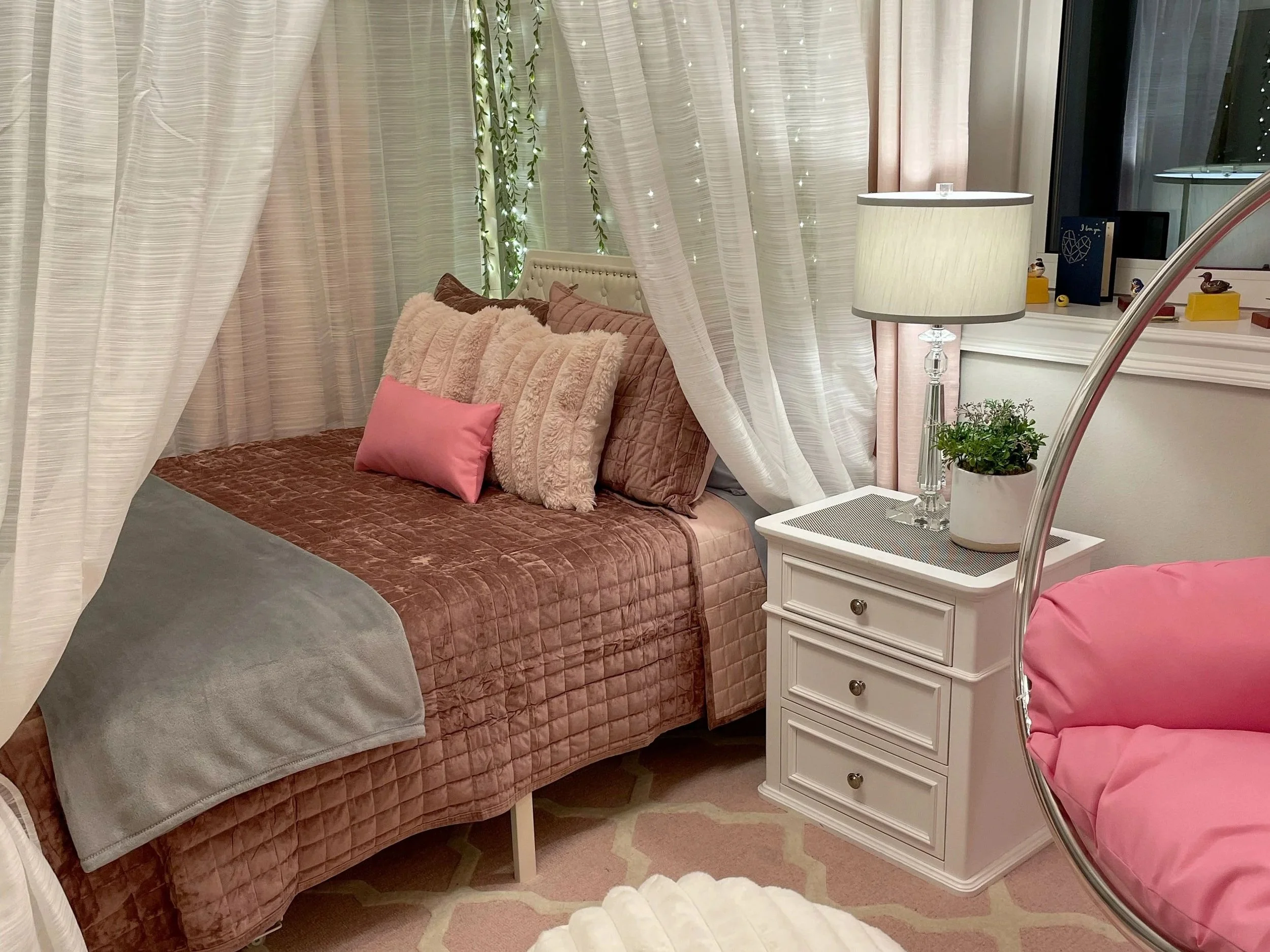 Teen Bedroom interior decorating and styling by Red Carrot Design