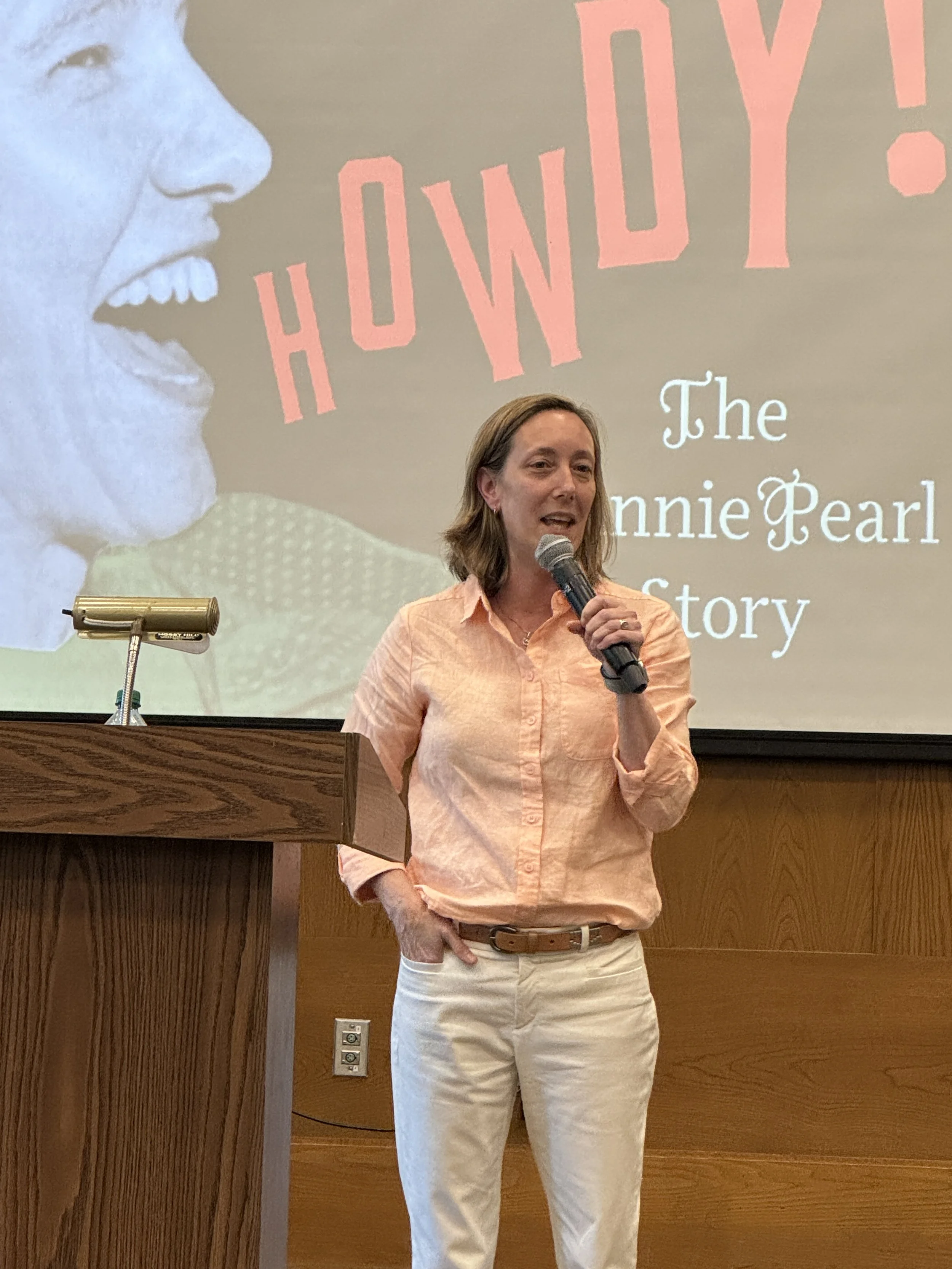 Author Shares Stories and Life of Minnie Pearl