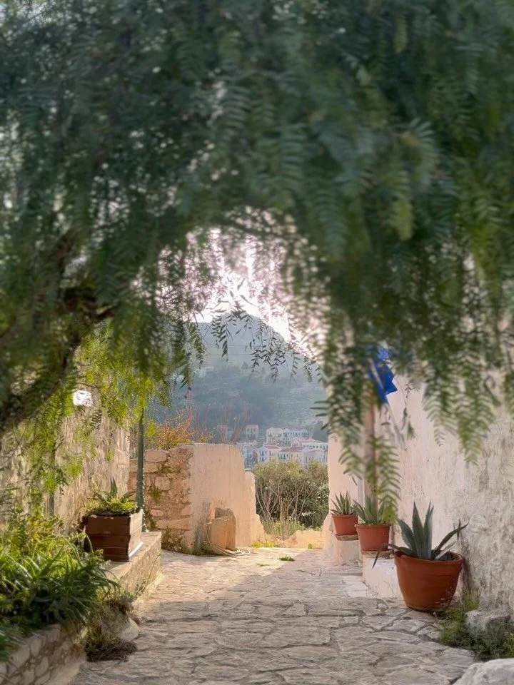 Easter in Kastellorizo 🕯️🇬🇷
Sea views, traditions and a little dancing by the port. 

#kastellorizo #megisti #greekisland #greekeaster