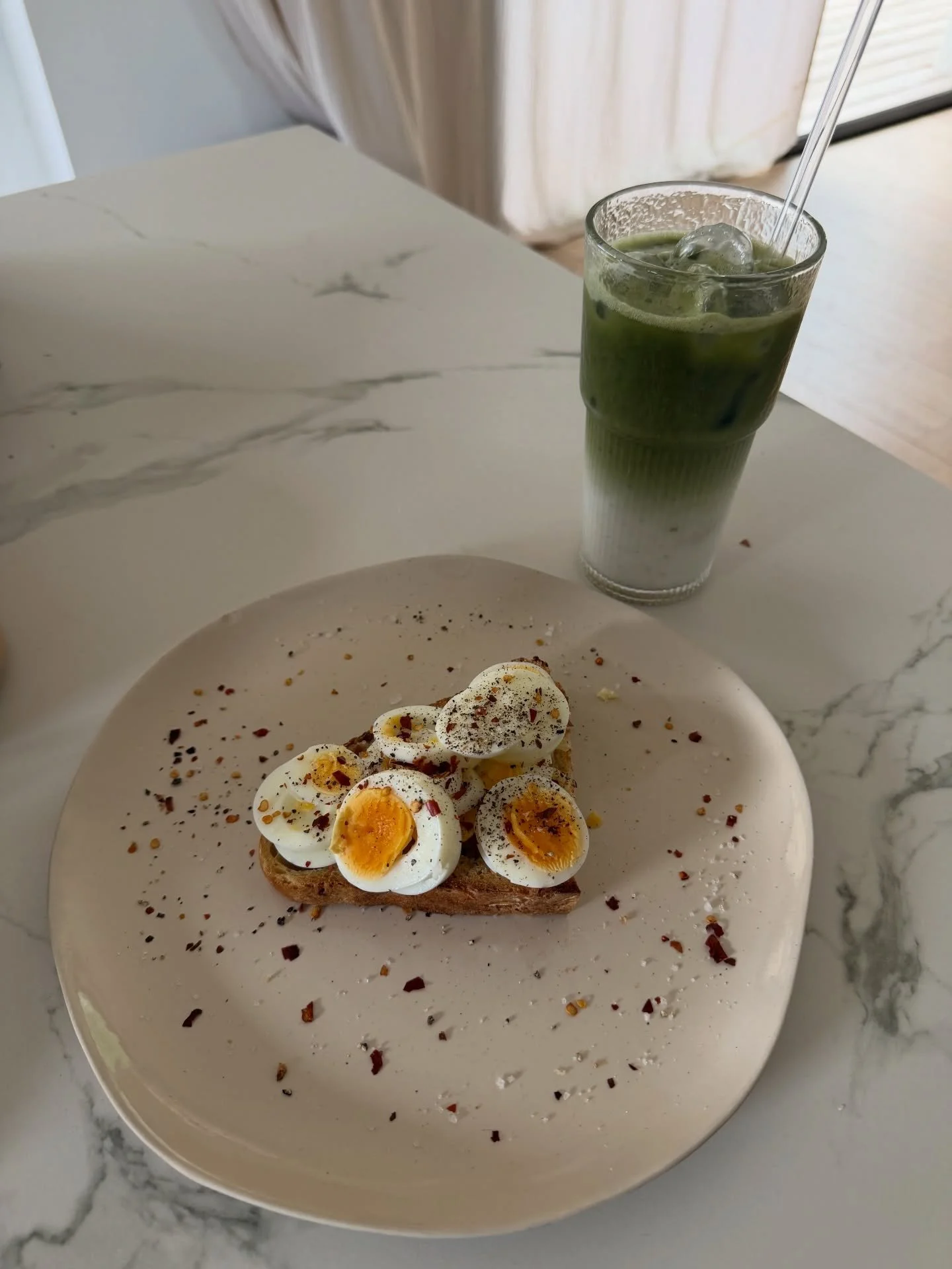 this is what feeling good looks like lately ☀️