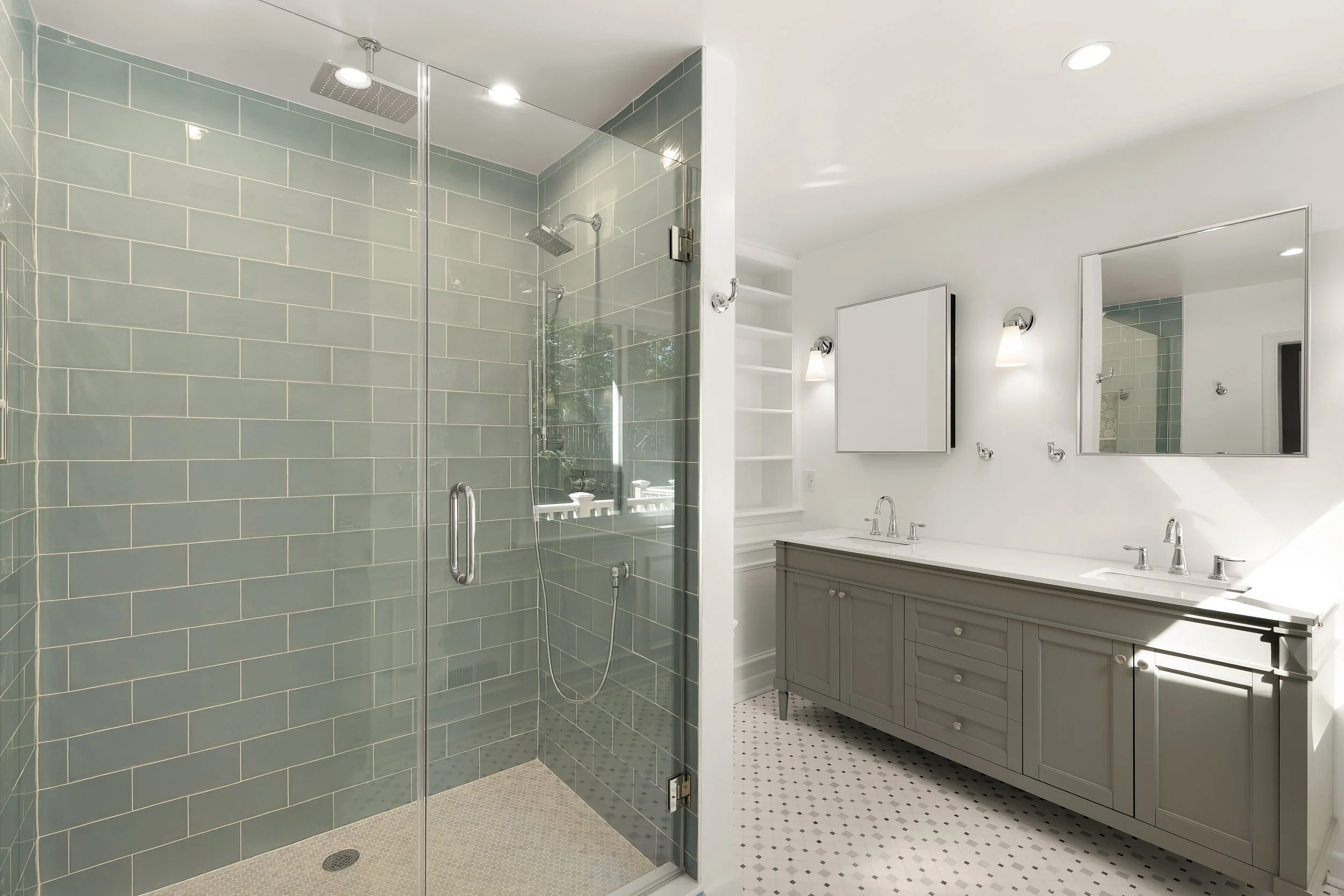 9815 Summit Ave-0030.jpg