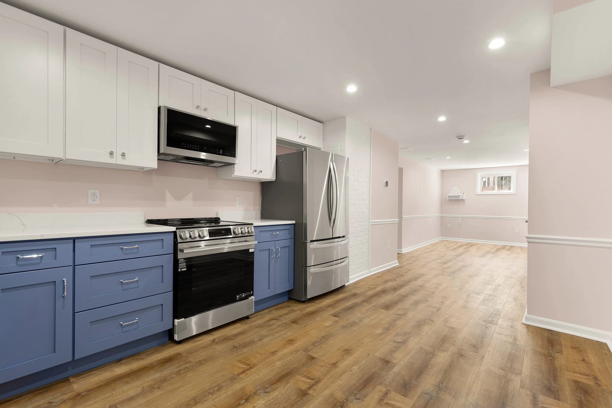 9815 Summit Ave-0035.jpg