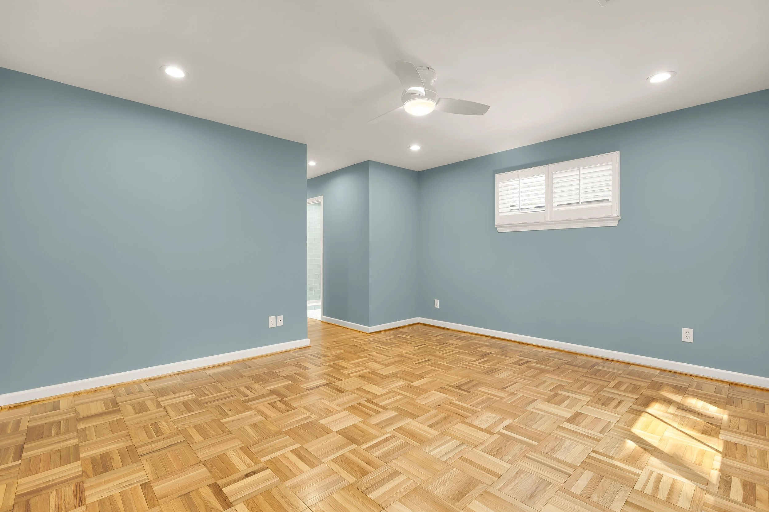 9815 Summit Ave-0034.jpg