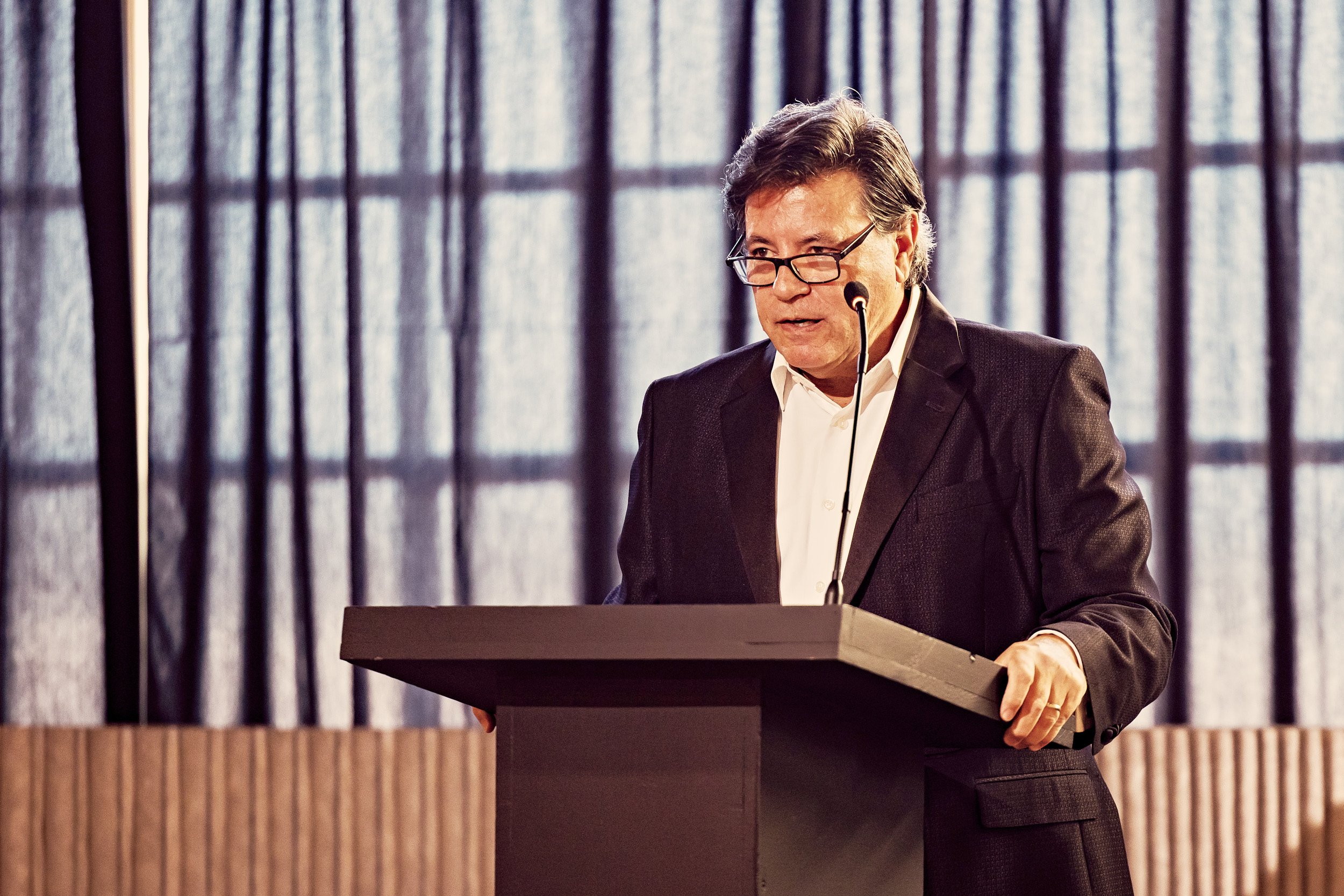 Former Connecticut Public Radio broadcaster, Ray Hardman, served as our host.