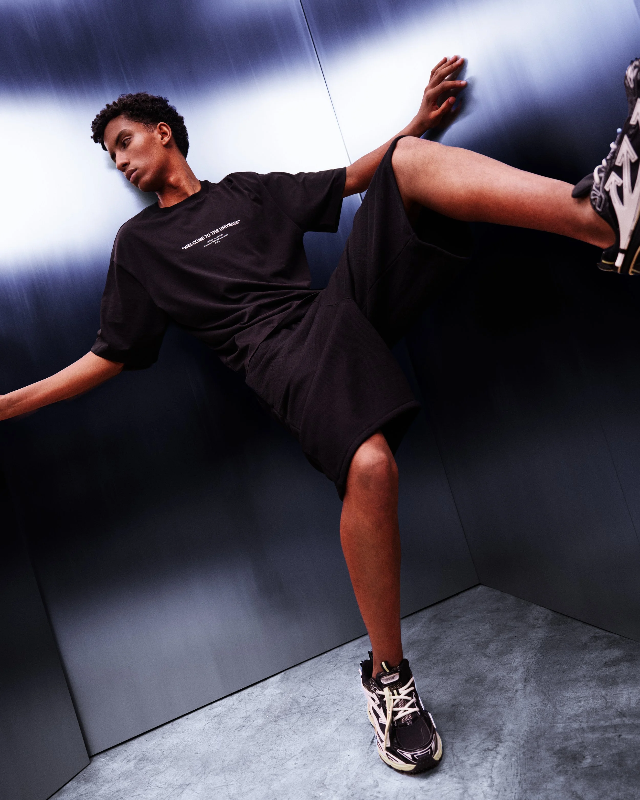 20250701_@Intoptier_UNVRS_OFFWHITE_Shooting_4000px_1.jpg