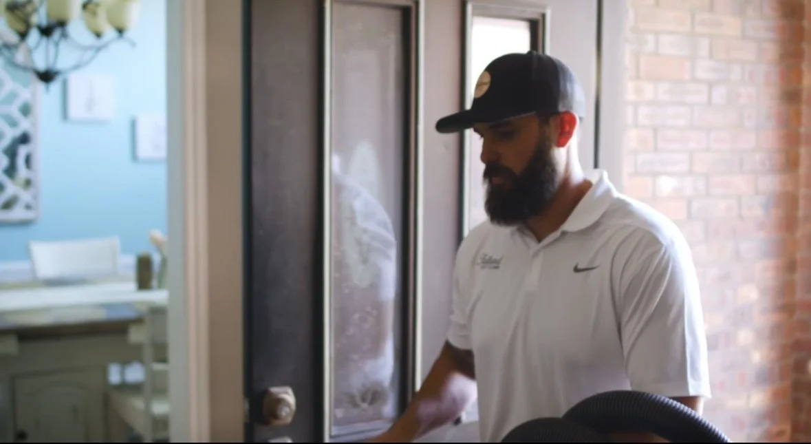 Before Your Carpet Cleaning Tech Arrives 🧼🐾