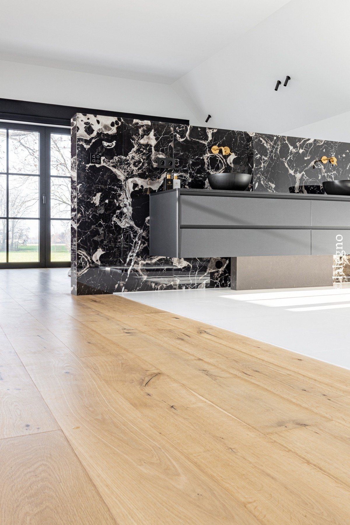 Rovere - Invisible - A15157_4.jpeg