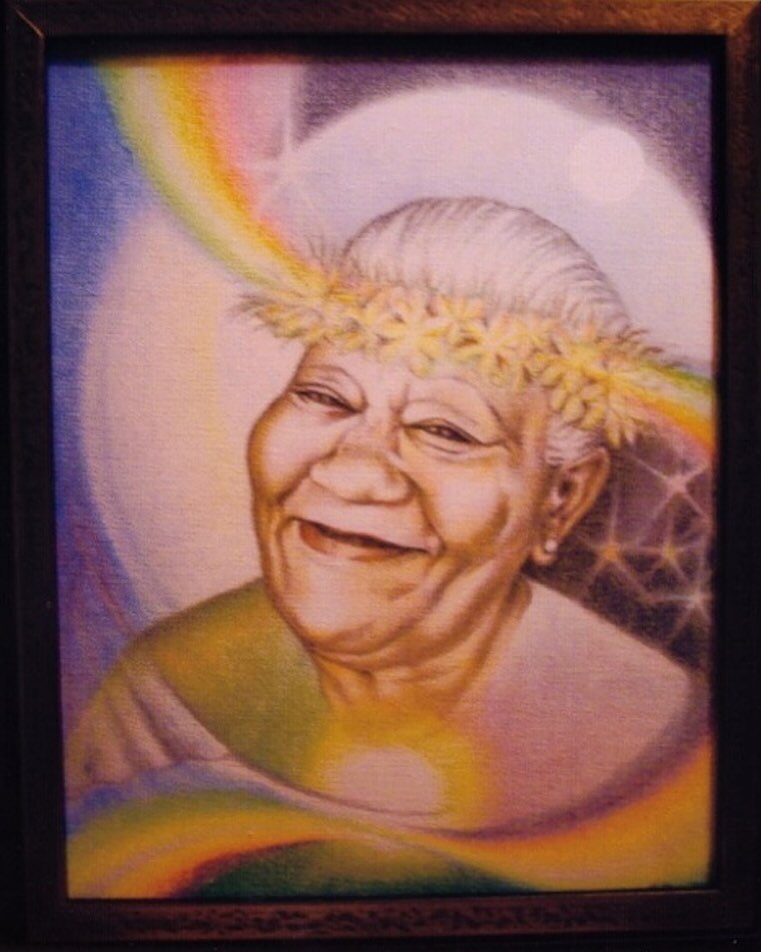 Auntie Mahilani Poe Poe 🤍🌈✨ 

An angel I never realized I had until I got here. She&rsquo;s been in my corner for a while now, guiding me along my path along with countless others whose call it is to raise the vibration of this planet through tradi