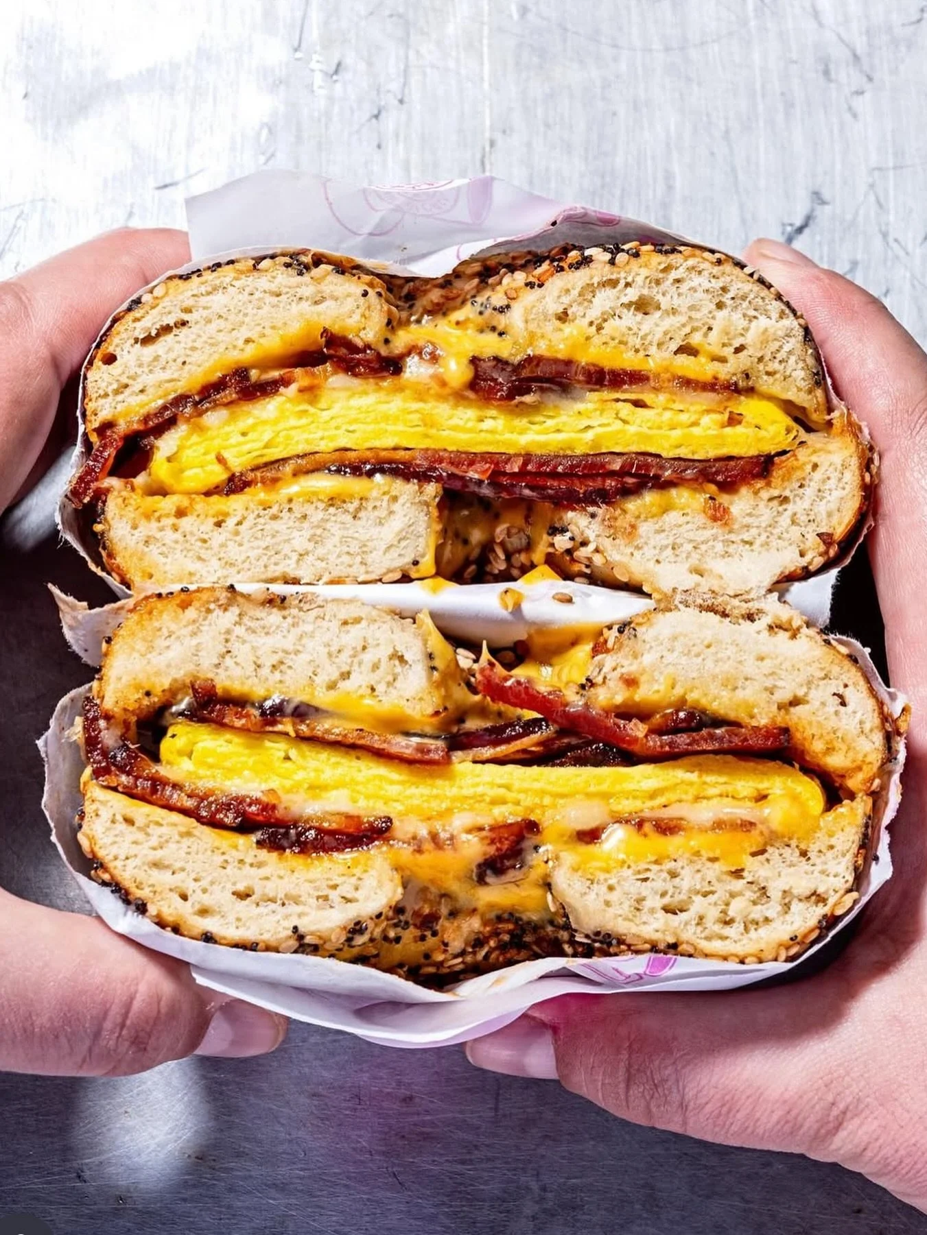 Good news: you got 1 extra hour of sleep last night. Gooder news: you can have 1 (or 5) extra bagels in your life right now. ☀️ #lifehacks #suncitysunday