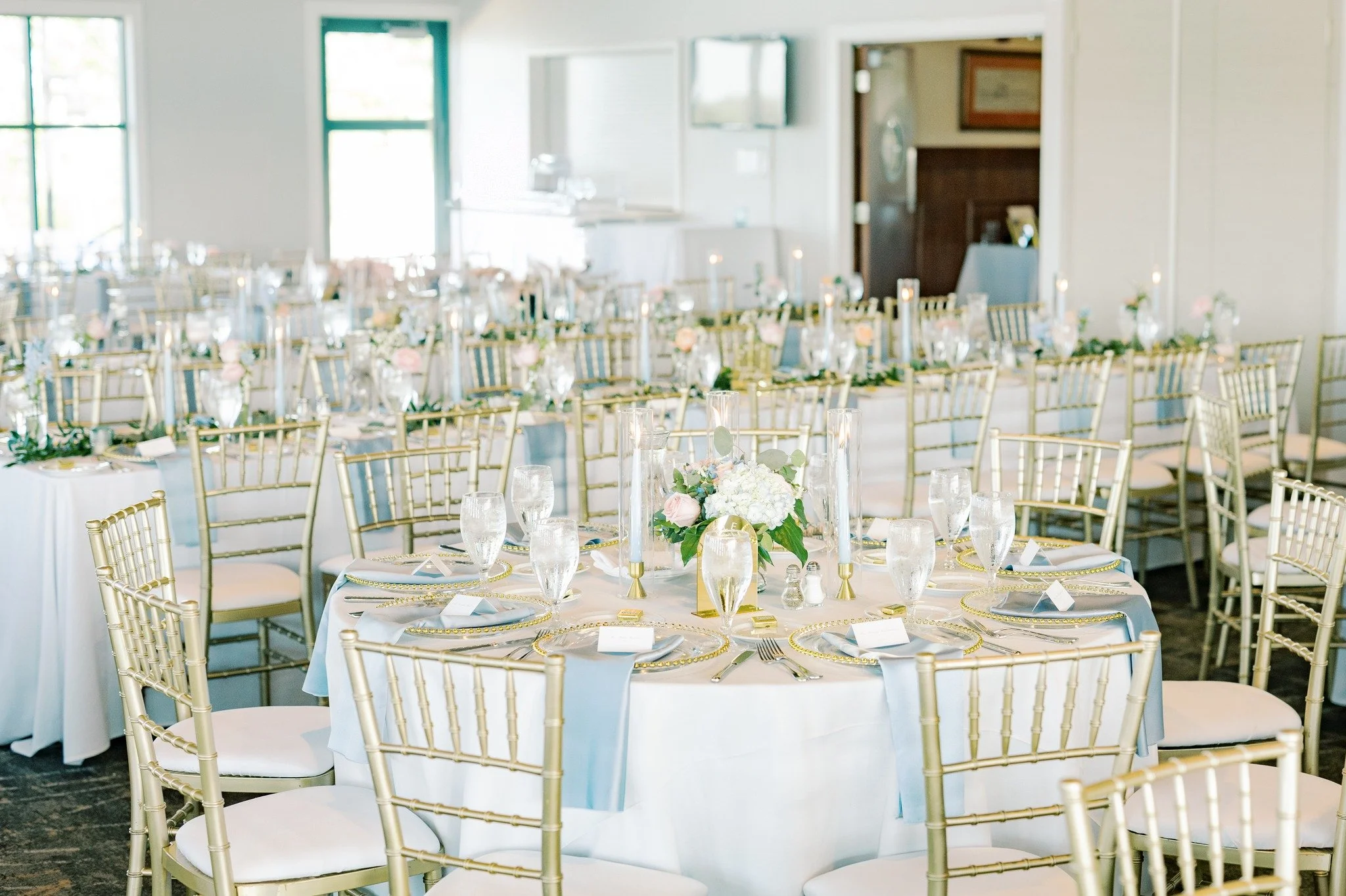 Katie and Cullen's reception was filled with beautiful soft hues, gold accents, and romantic candlelight. Every element was thoughtfully designed to create a warm, inviting, and elegant atmosphere for their guests to enjoy.

Was such a pleasure worki