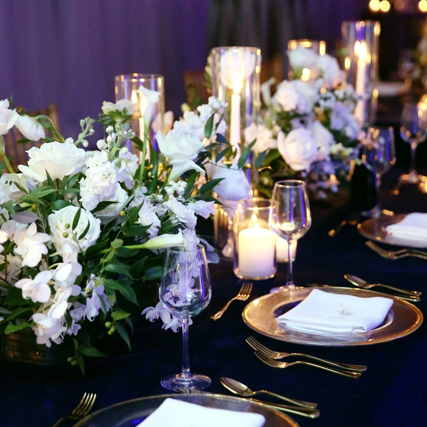 Timeless elegance. 

#rsvpeventsgr #elegant #timelesswedding #michiganwedding #michiganweddingplanning #weddingdecor #weddingcoordinator