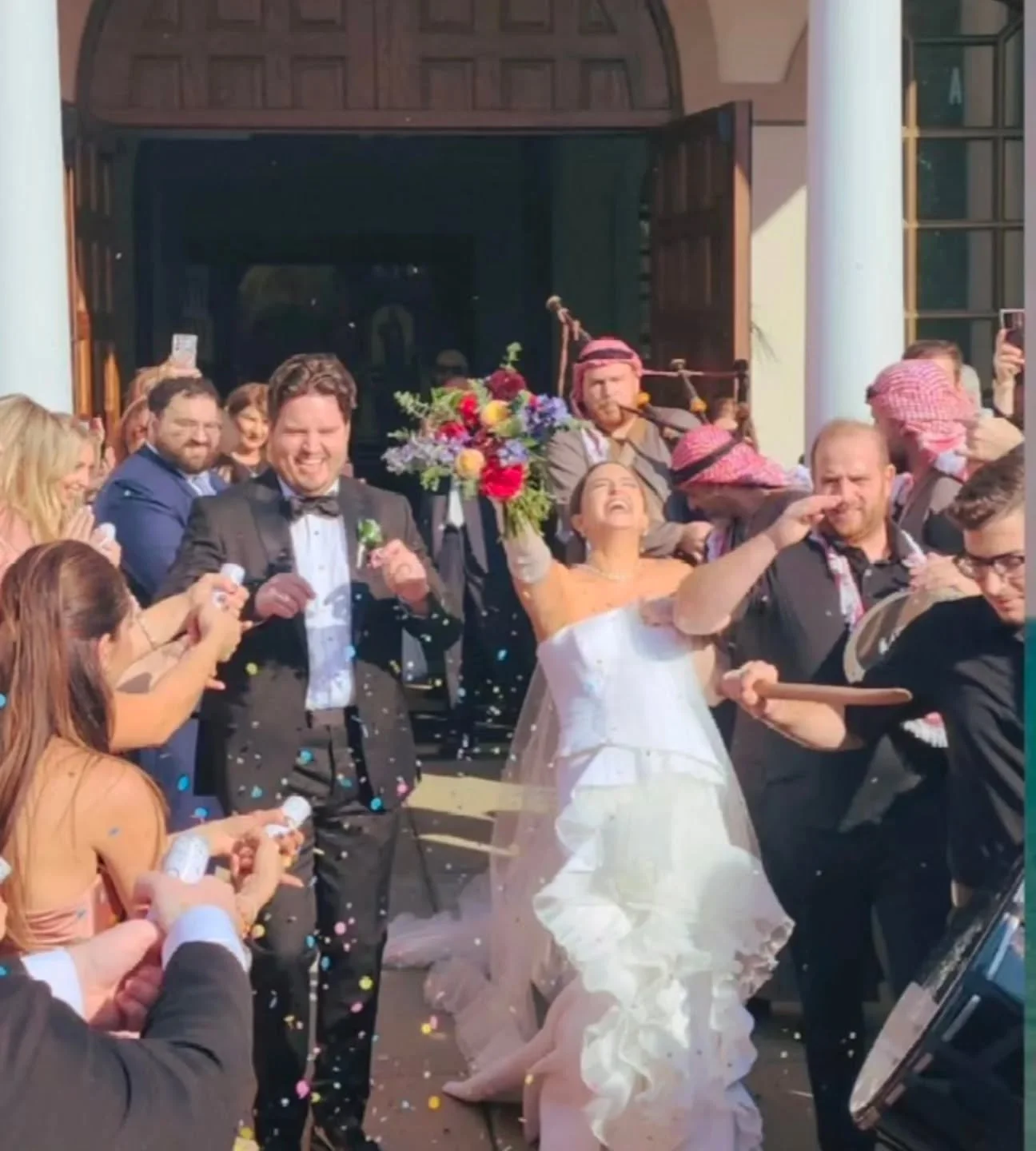 This photo says EVERYTHING for Ashley and Michael! 

CHEERS! 🍾🥂

#weddings #weddinggoals #weddingcoordinator #grandrapidsweddingplanner #RSVPEventsGR