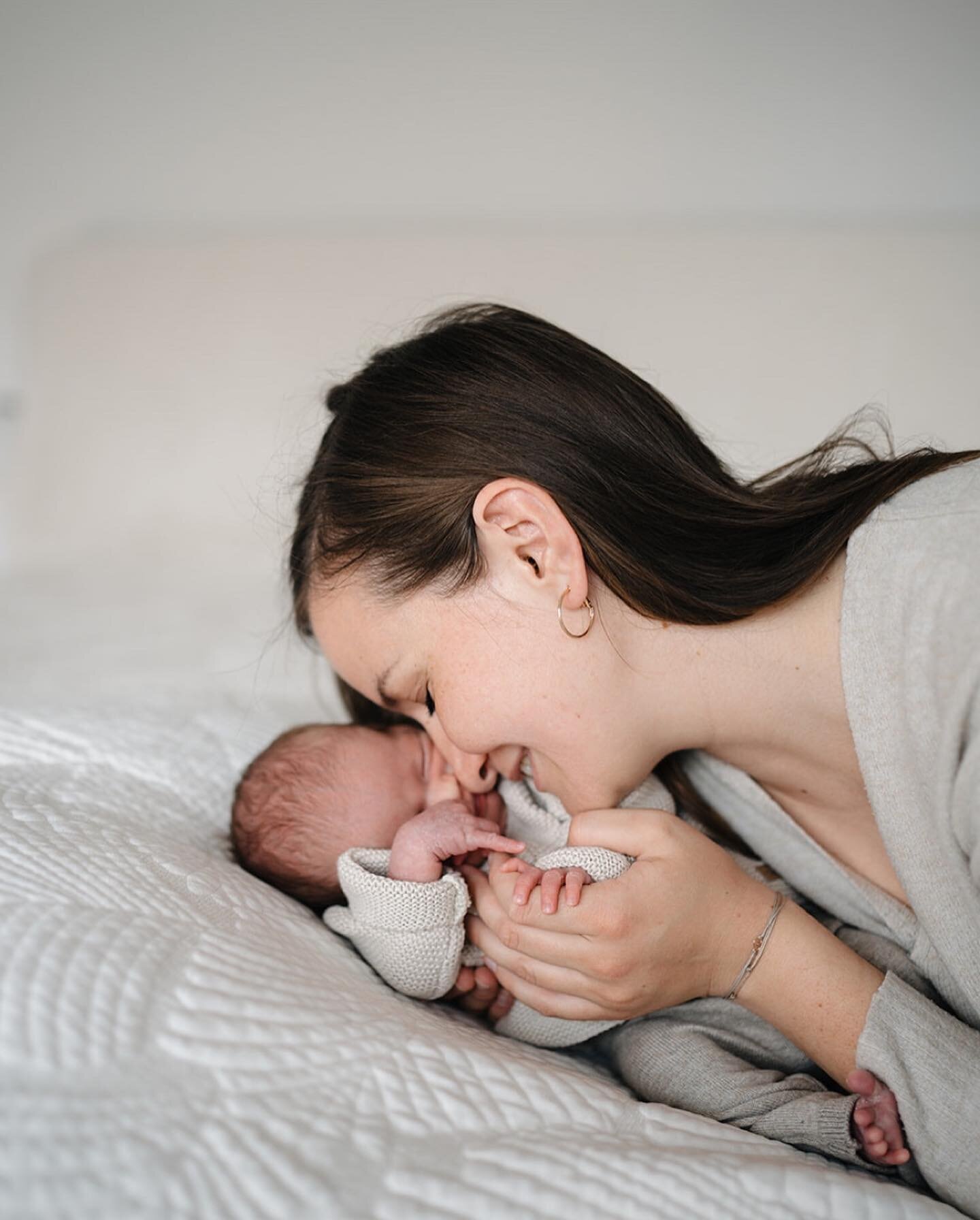 Ich will dich segnen und du sollst ein Segen sein! 

Moses 12,2 

#wunder #geliebt #segen #neugeborenes #neubornshooting #familienfotografin #graz #nat&uuml;rlichefotografie