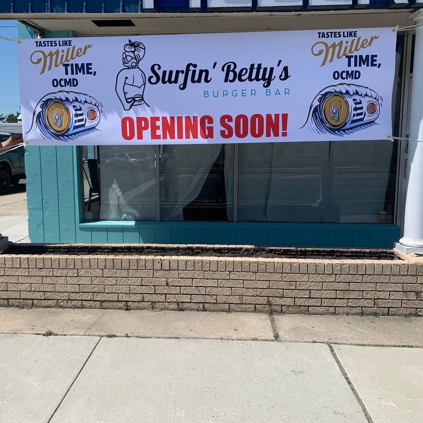 SIGN COMING SOON❕

Don&rsquo;t forget we&rsquo;re holding open interviews tomorrow on site 2-4 pm! Hiring all positions front and back of house! 🏄&zwj;♀️

#surfinbettys #eatbettysburgers #hiring #ocmd #oceancitymaryland