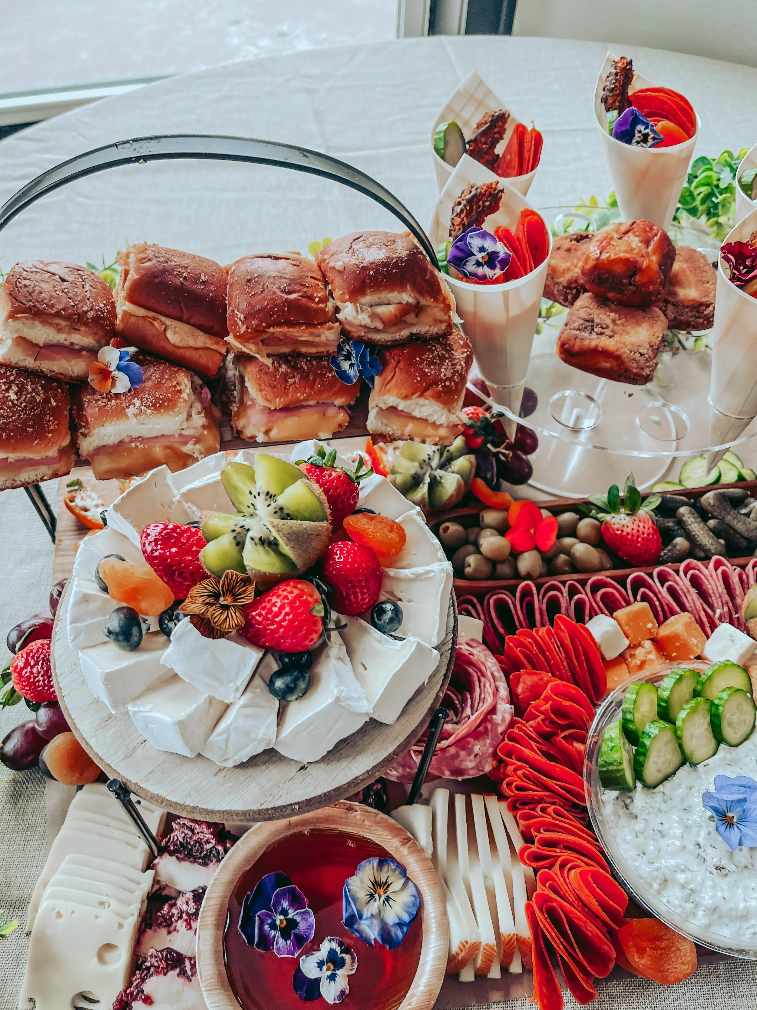 "Boxed It Pretty," "charcuterie boxes," "artisanal," "order online