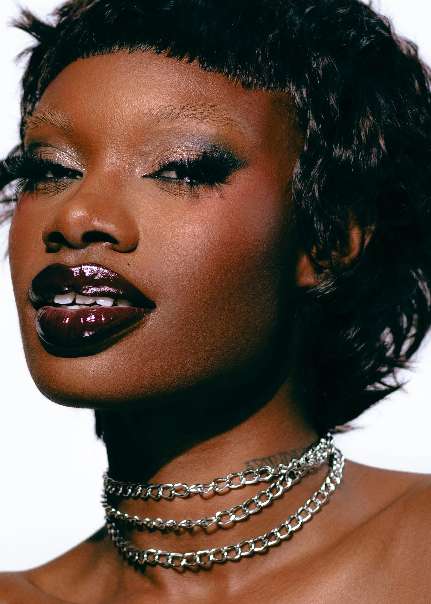 High-fashion editorial glam for Tampa-based photoshoot — flawless skin and clean lines