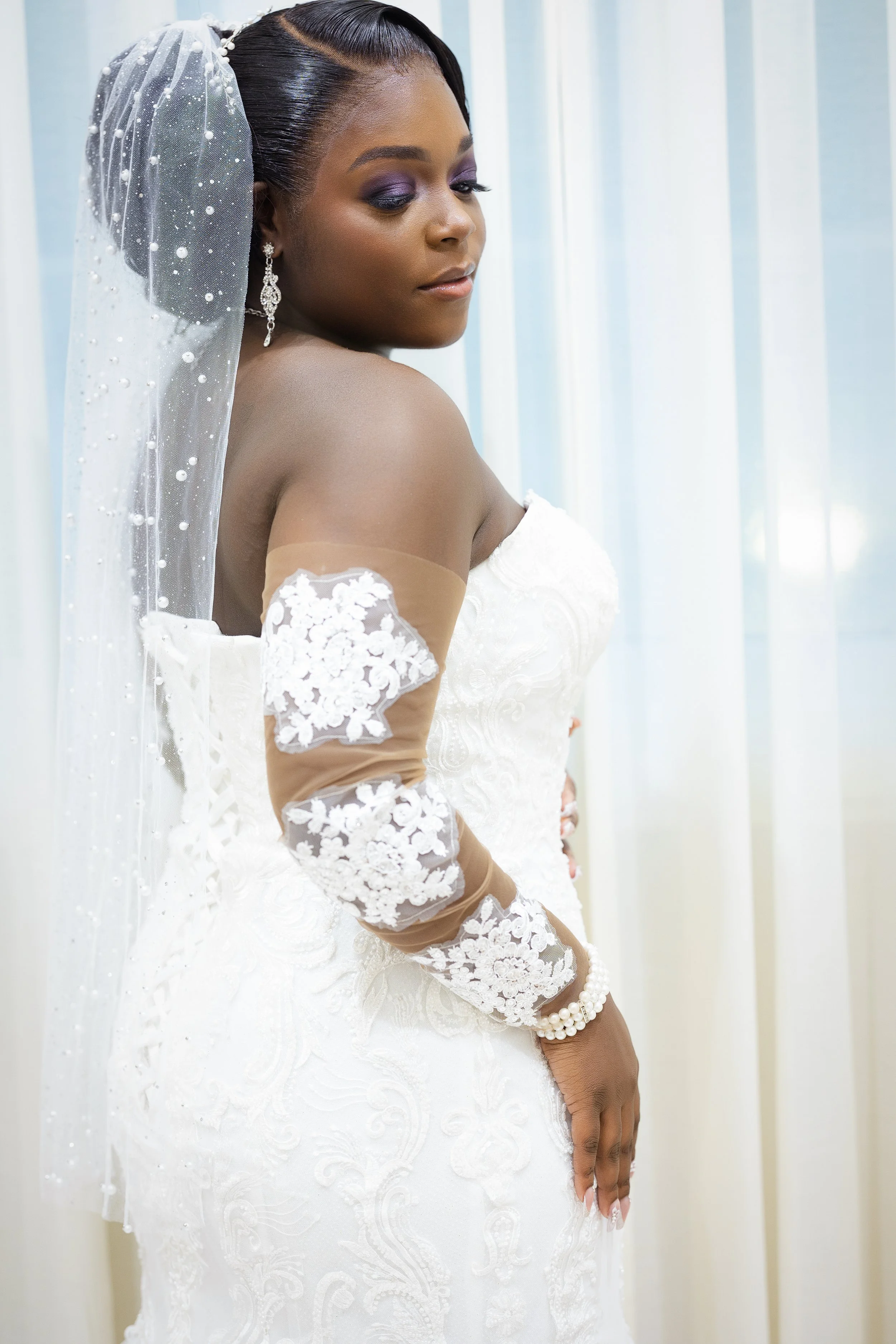 black-bride-luxury-destination-glam-bridal-makeup-tampa21.jpg