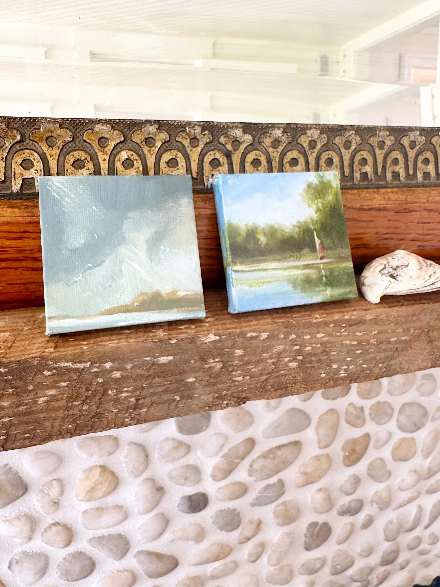 Working on the mini collection of original oils that leave you with a small peek into a coastal dream. 
.
.
.
#miniadt #coastalart #landscapepainting #oilpainting #miniature