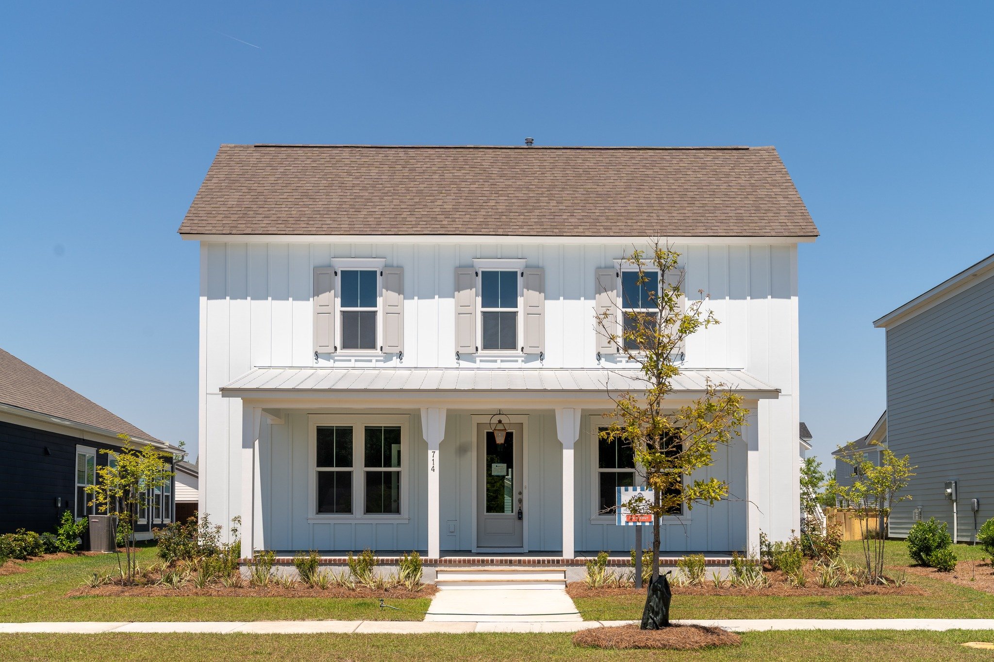 Pulte Homes in Nexton offers gorgeous Lowcountry designs &amp; amenity-rich living.

Open floor plans, convenient location &amp; Pulte quality!  #NextonSummerville #NewConstruction @pultehomes 

P.S. Showcase your dream home with our photography! 
📸