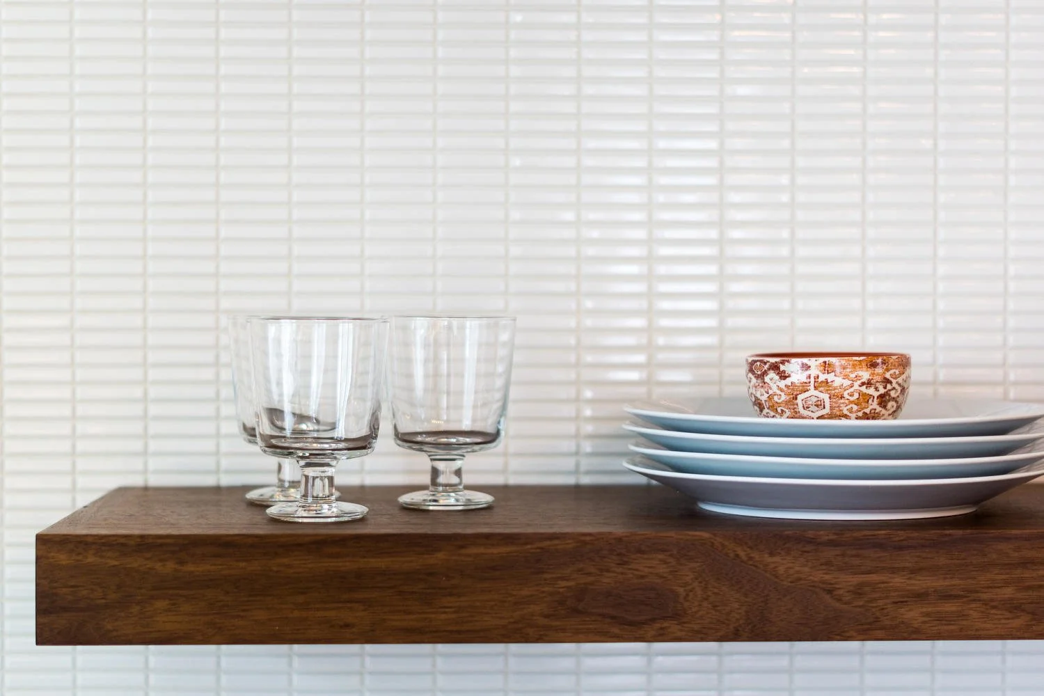 Charleston dining room interior photo