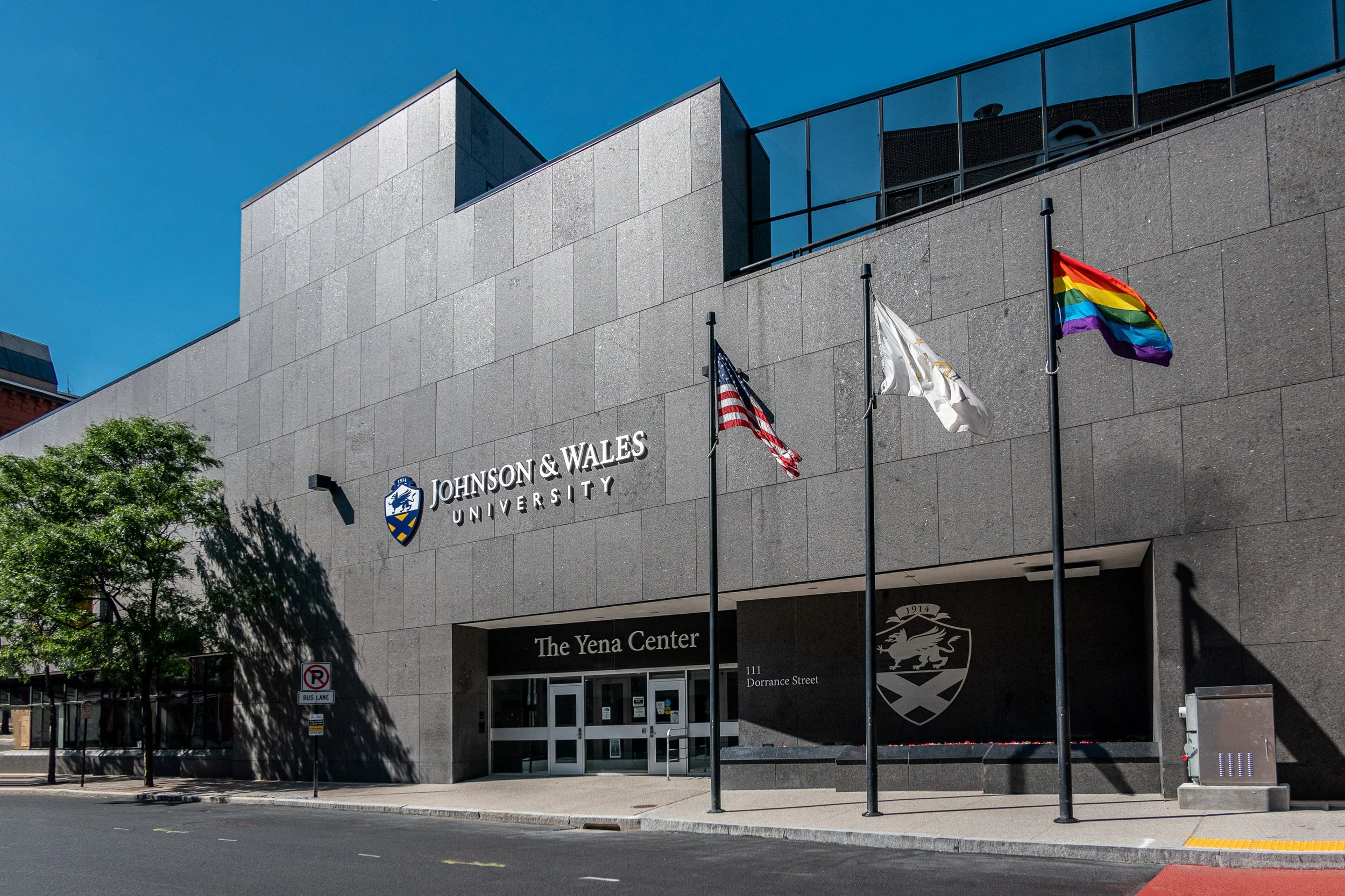 Yena_Center,_Johnson_&_Wales_University,_Providence_downtown.jpg
