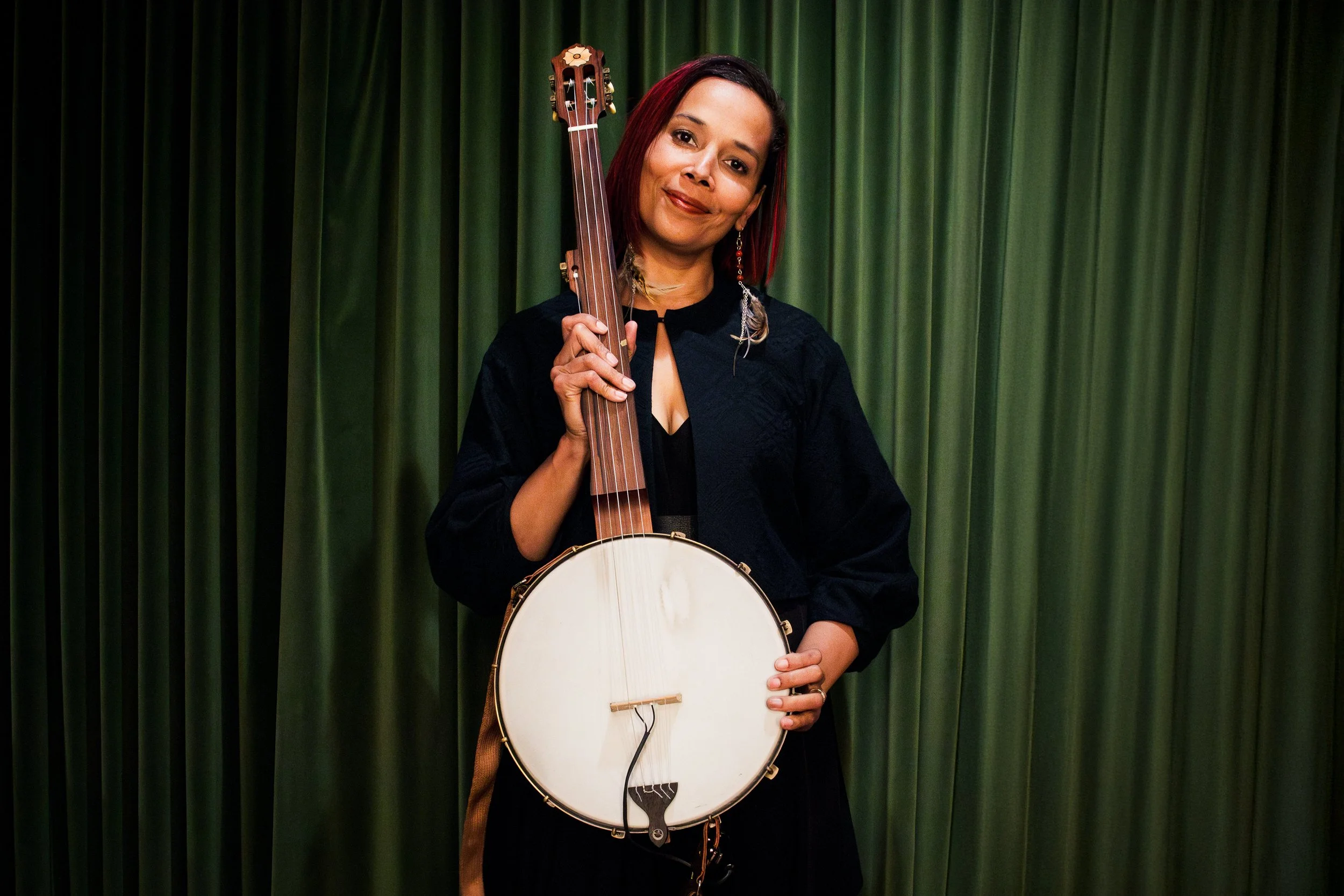 Rhiannon Giddens_Ryman Auditorium May 2025_Leddo26.jpg