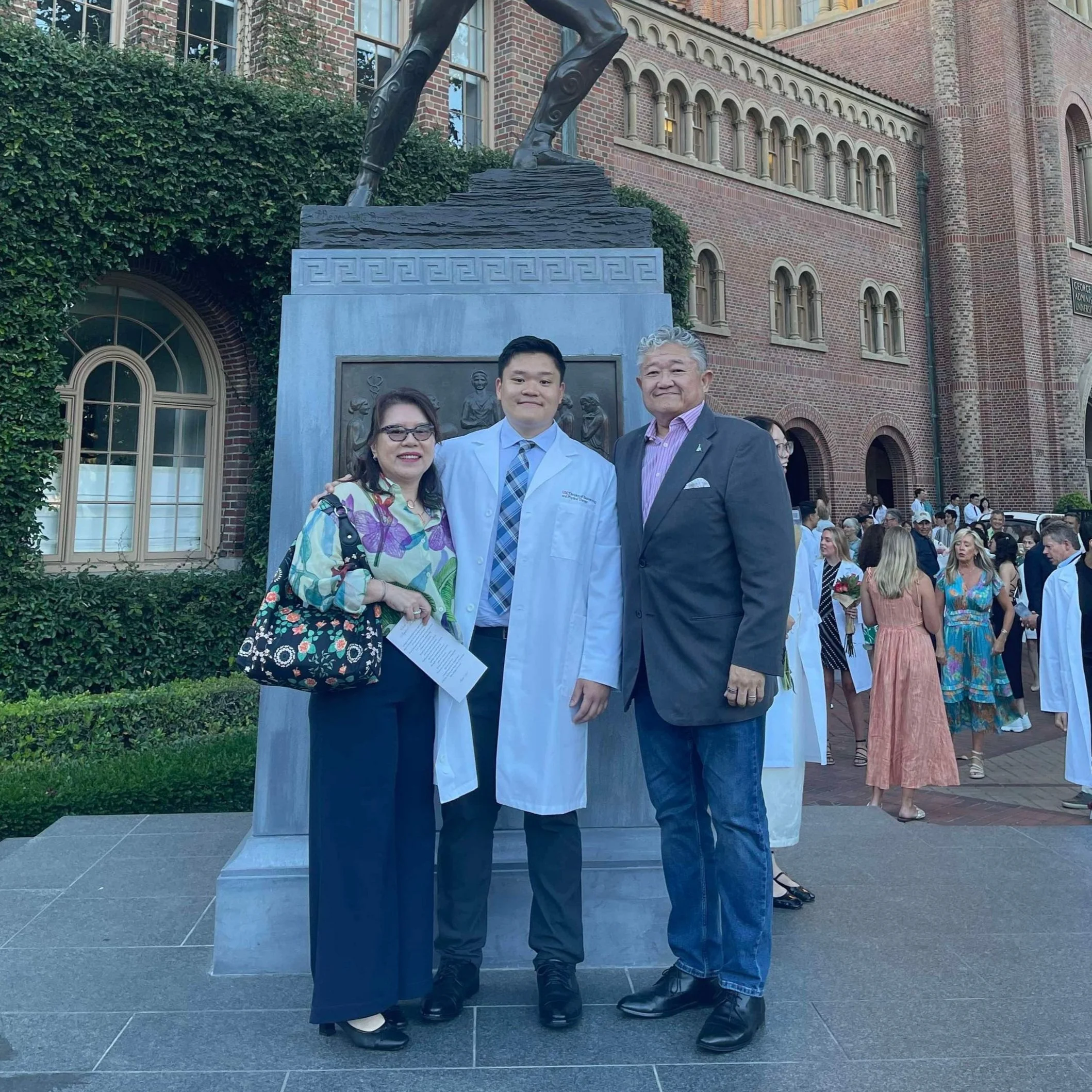 log 150: white coat