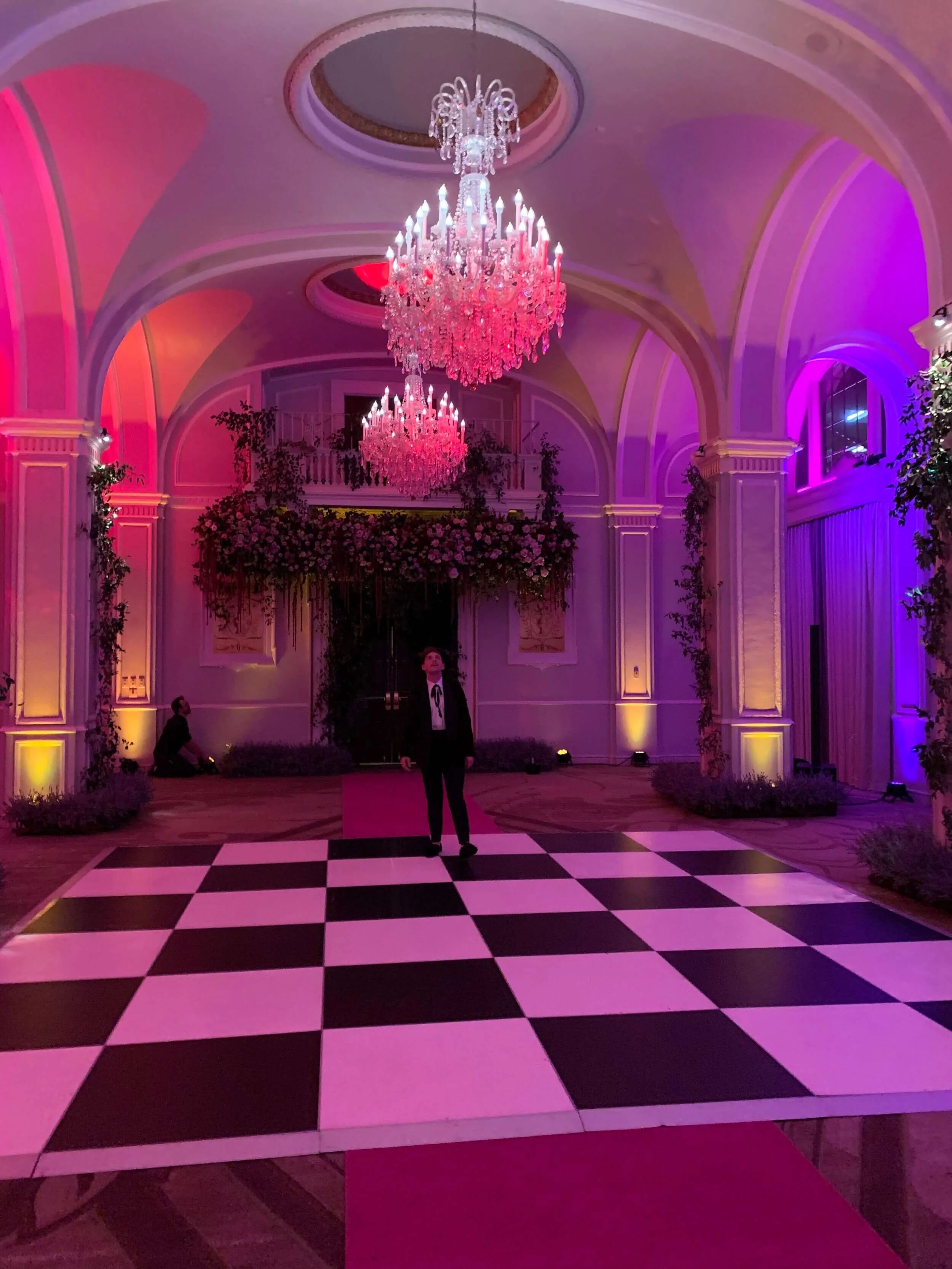 Monica Saba | Set Design