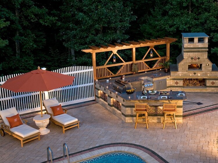 How To Create an Outdoor Kitchen That Will Satisfy the Passionate Cook in Poughkeepsie, NY