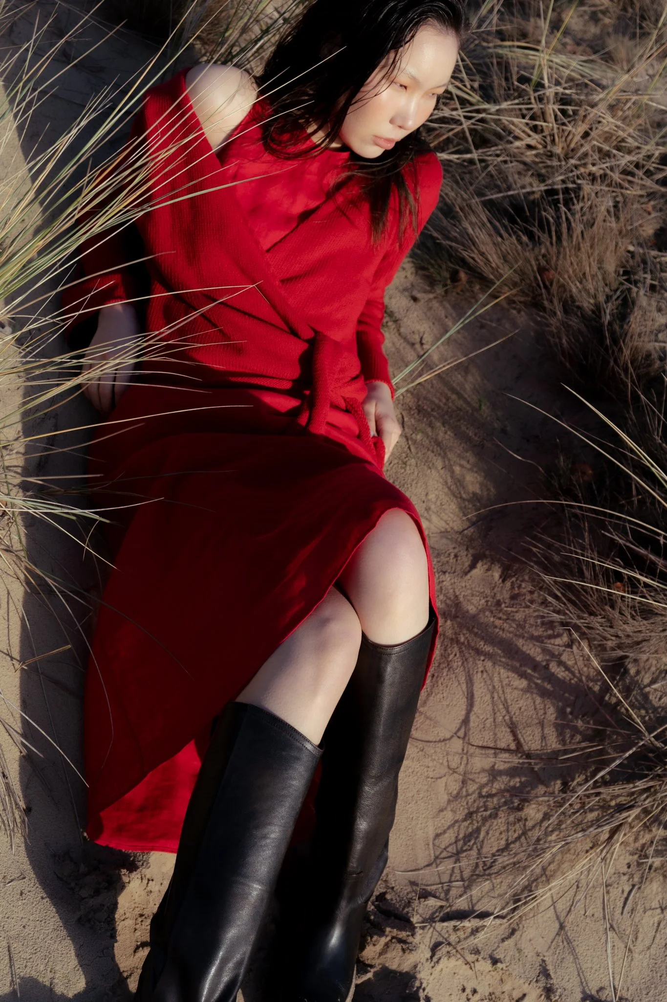 Cold-Bloom-Editorial-Look-2-Lisi-Ziegler-3.jpg
