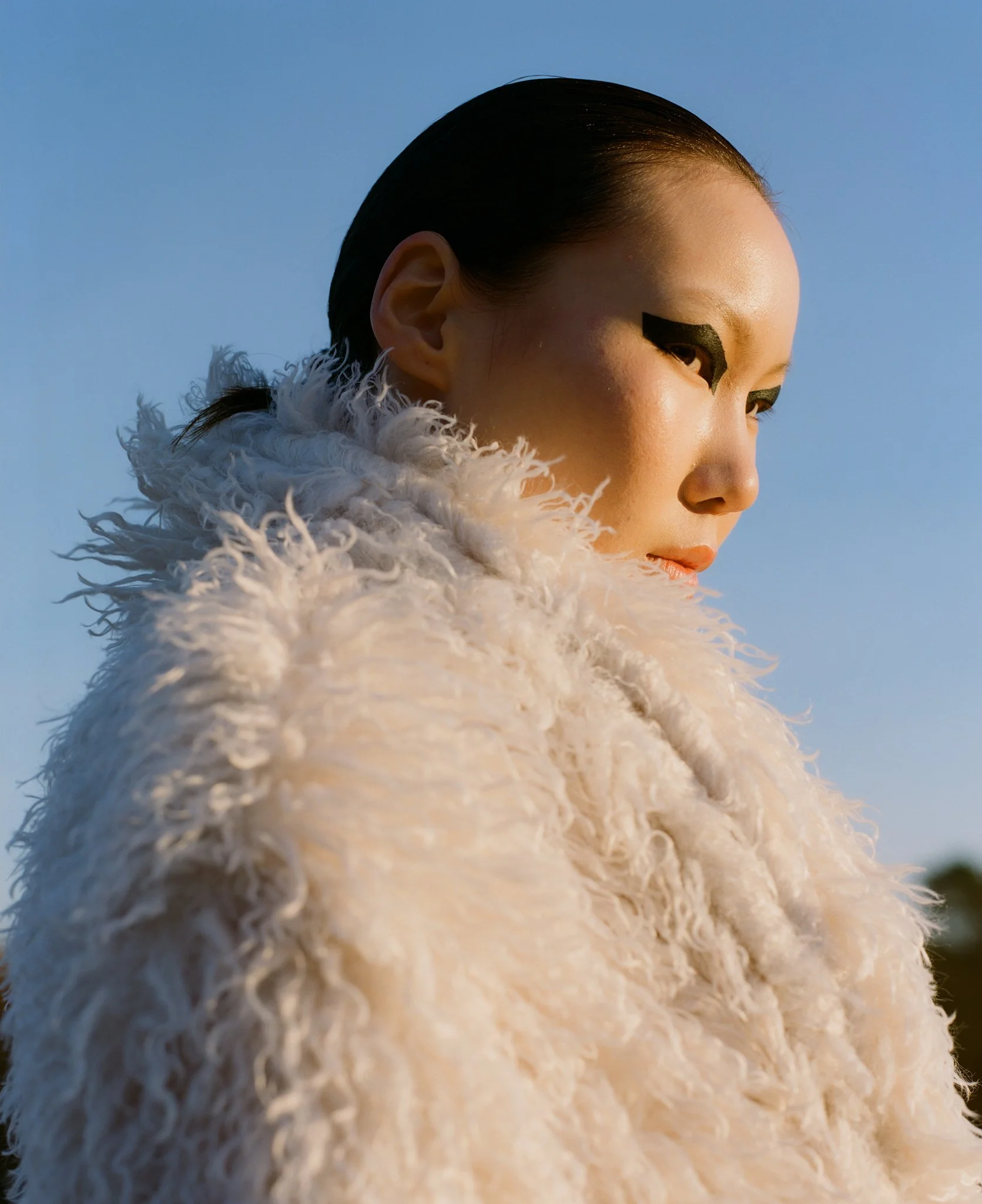 Cold-Bloom-Editorial-Look-6-Lisi-Ziegler-09.jpg